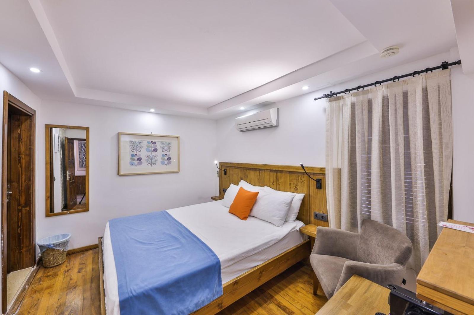 Hotel Old Town *