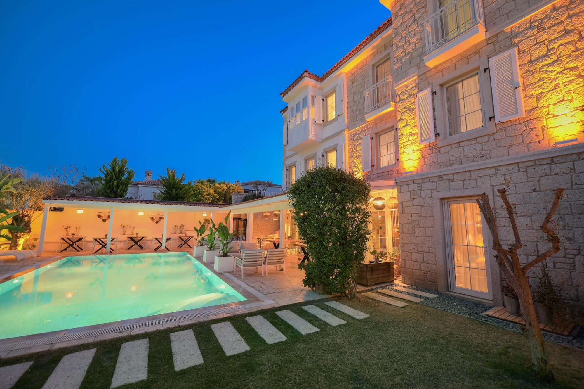 Peremere Hotel 3*