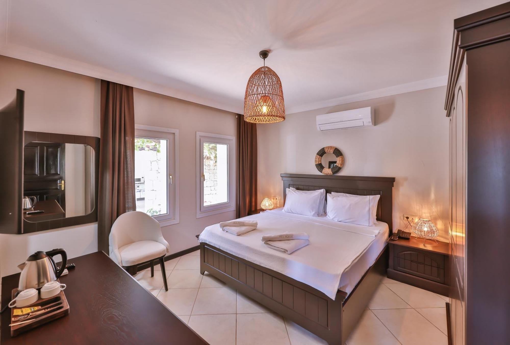 Hill House Adult Only Hotel