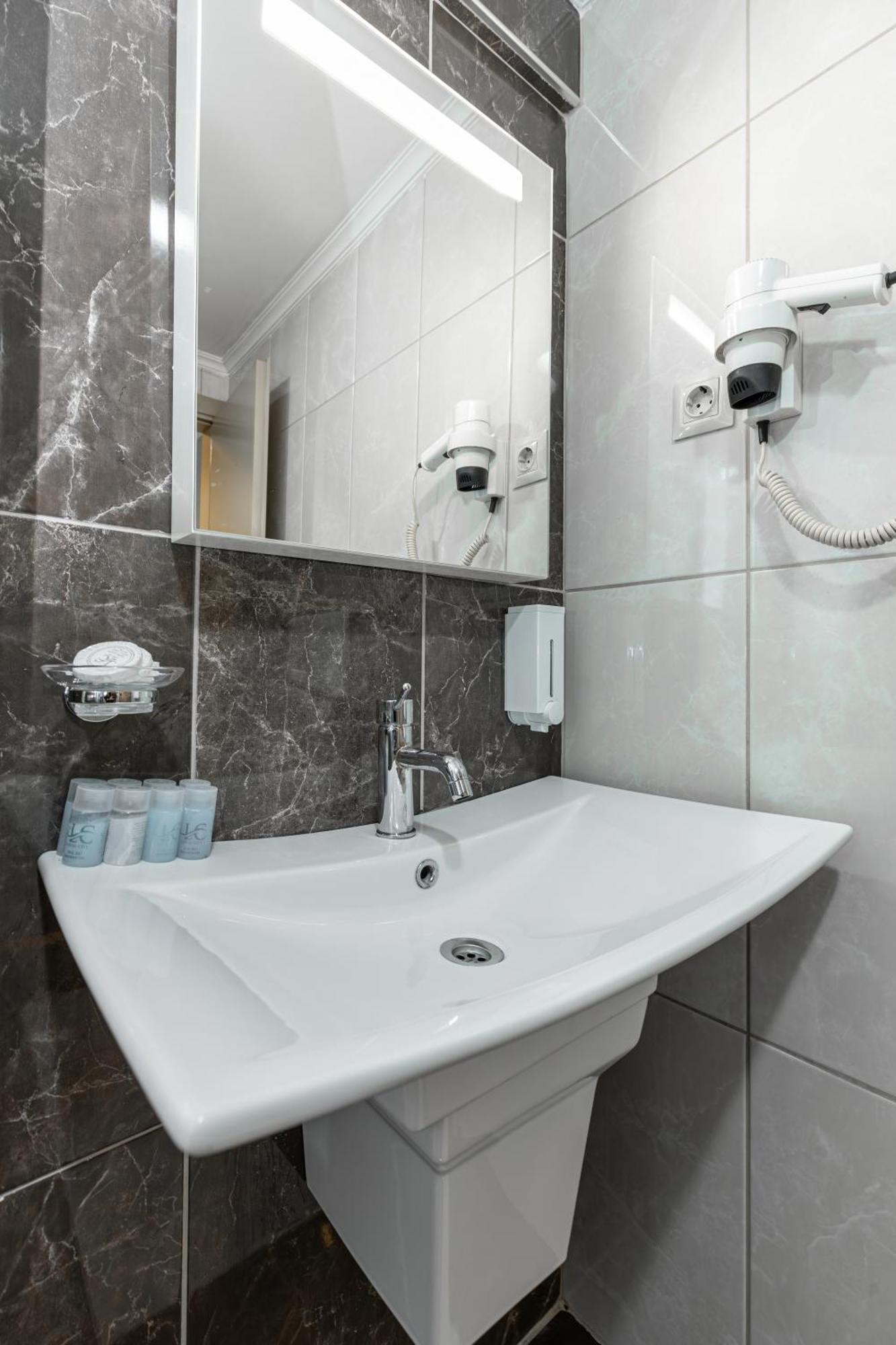 Hotel Loyal Bursa