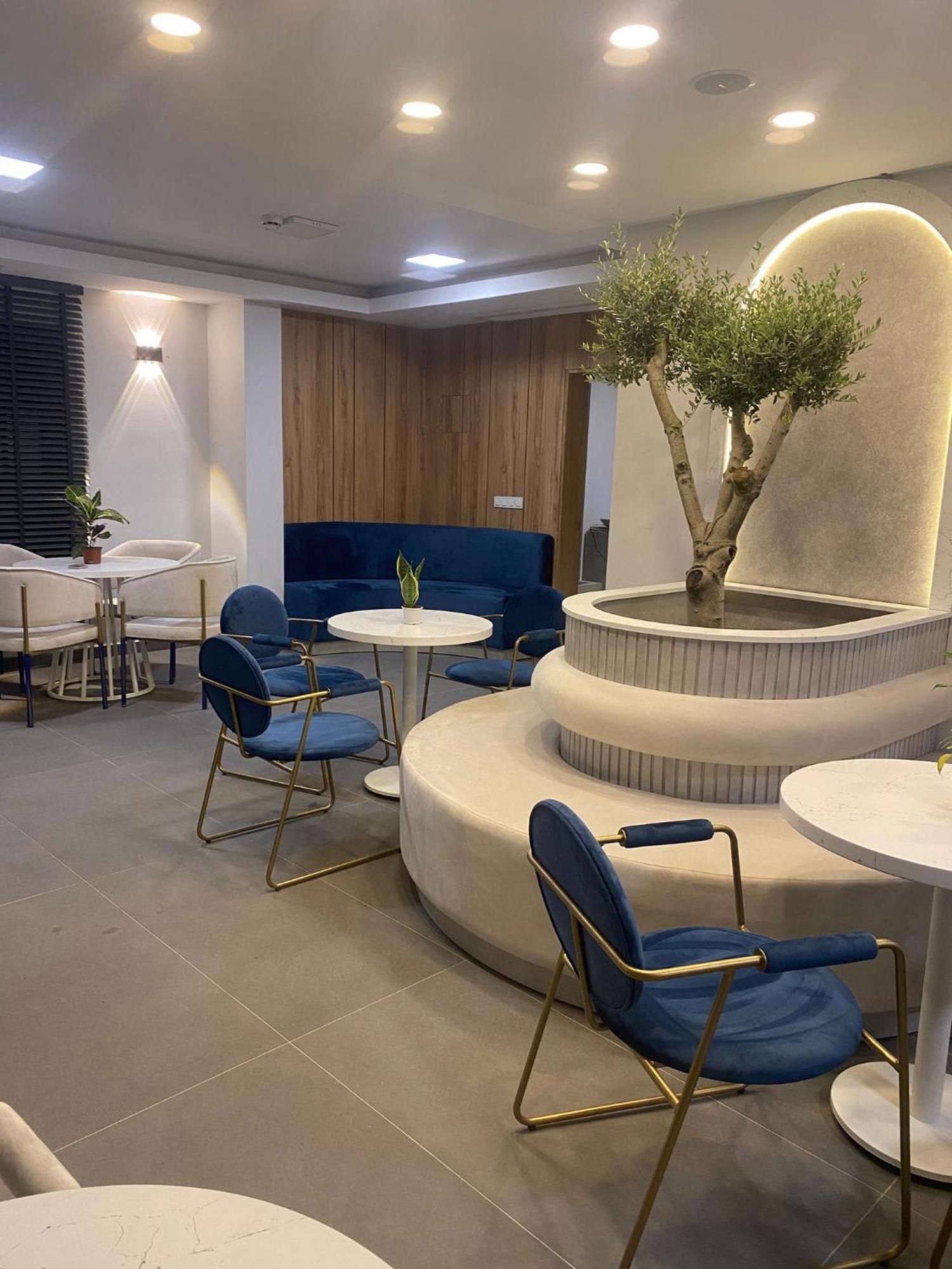 Aparthotel Rosella Royal - روزيلا رويال *