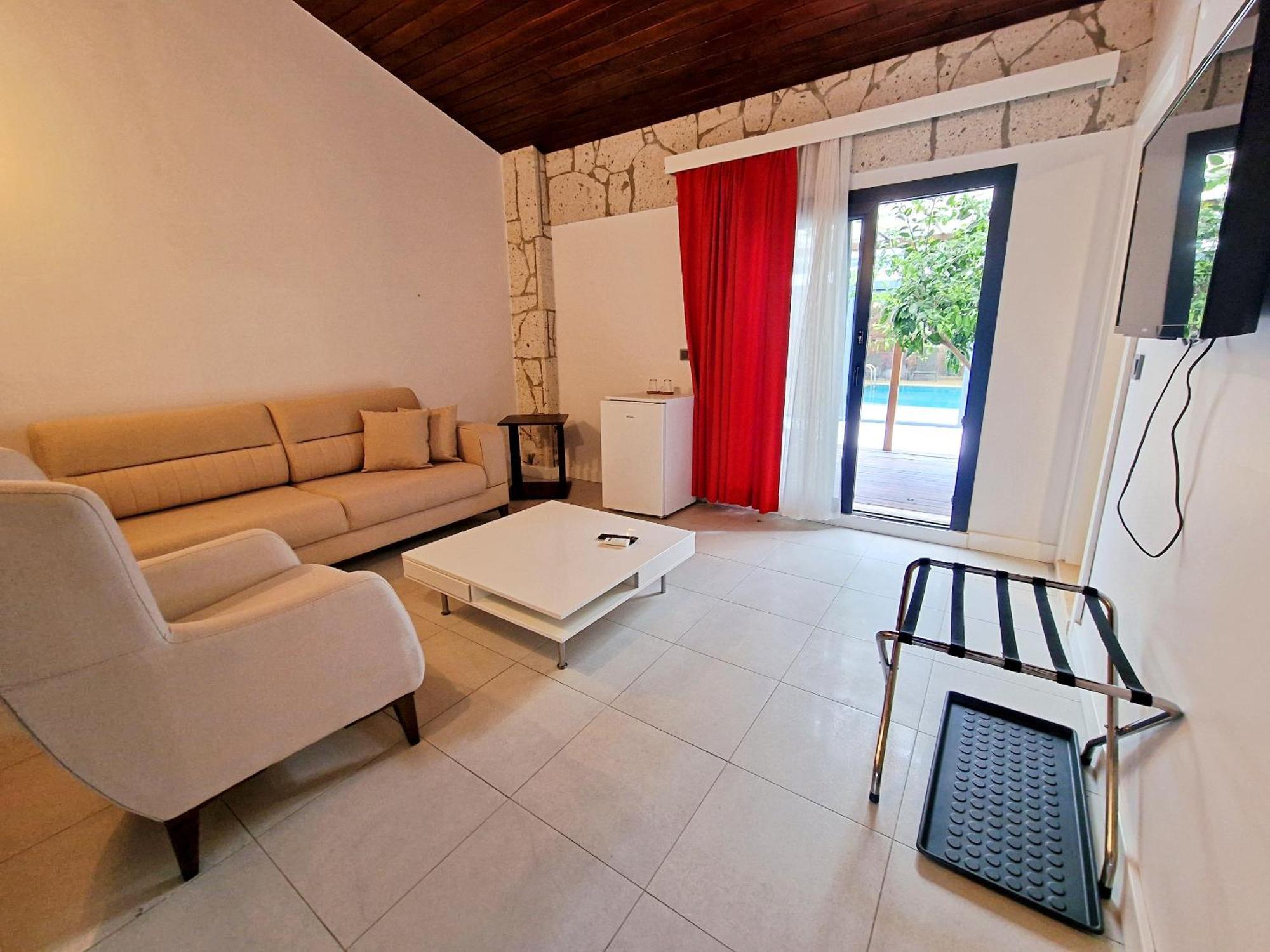 Turnabogazi Ciftlik Evleri Izmir