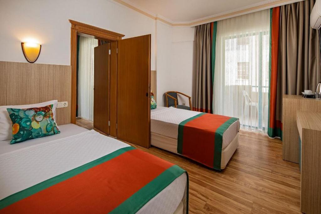 Mirabell Hotel