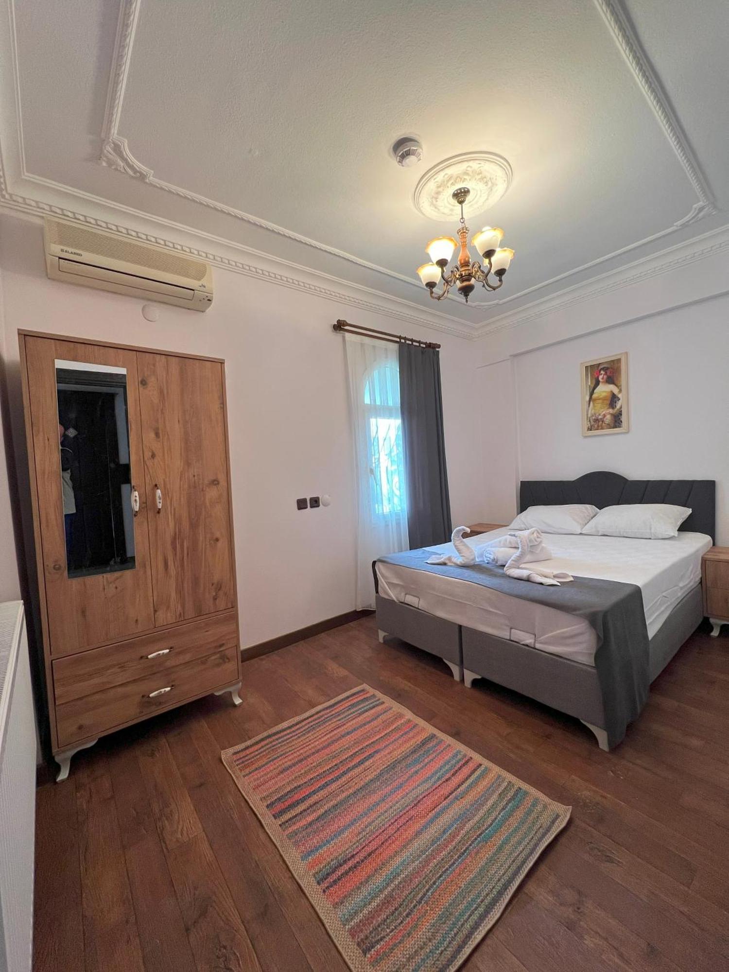 Bella Hotel