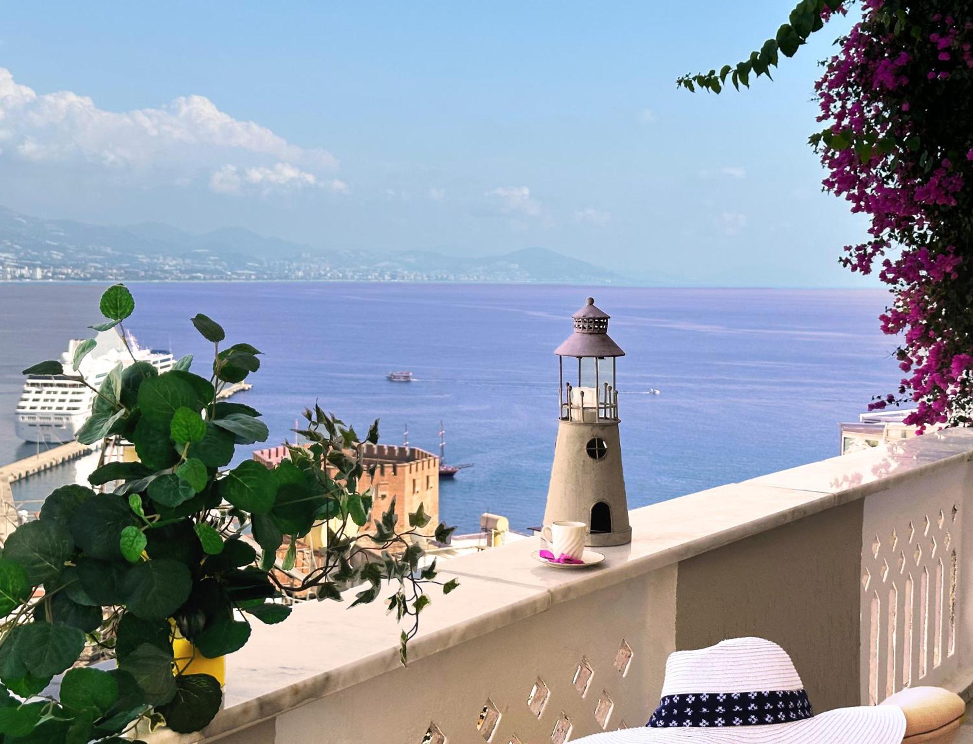 Seaview Castle House Apartment