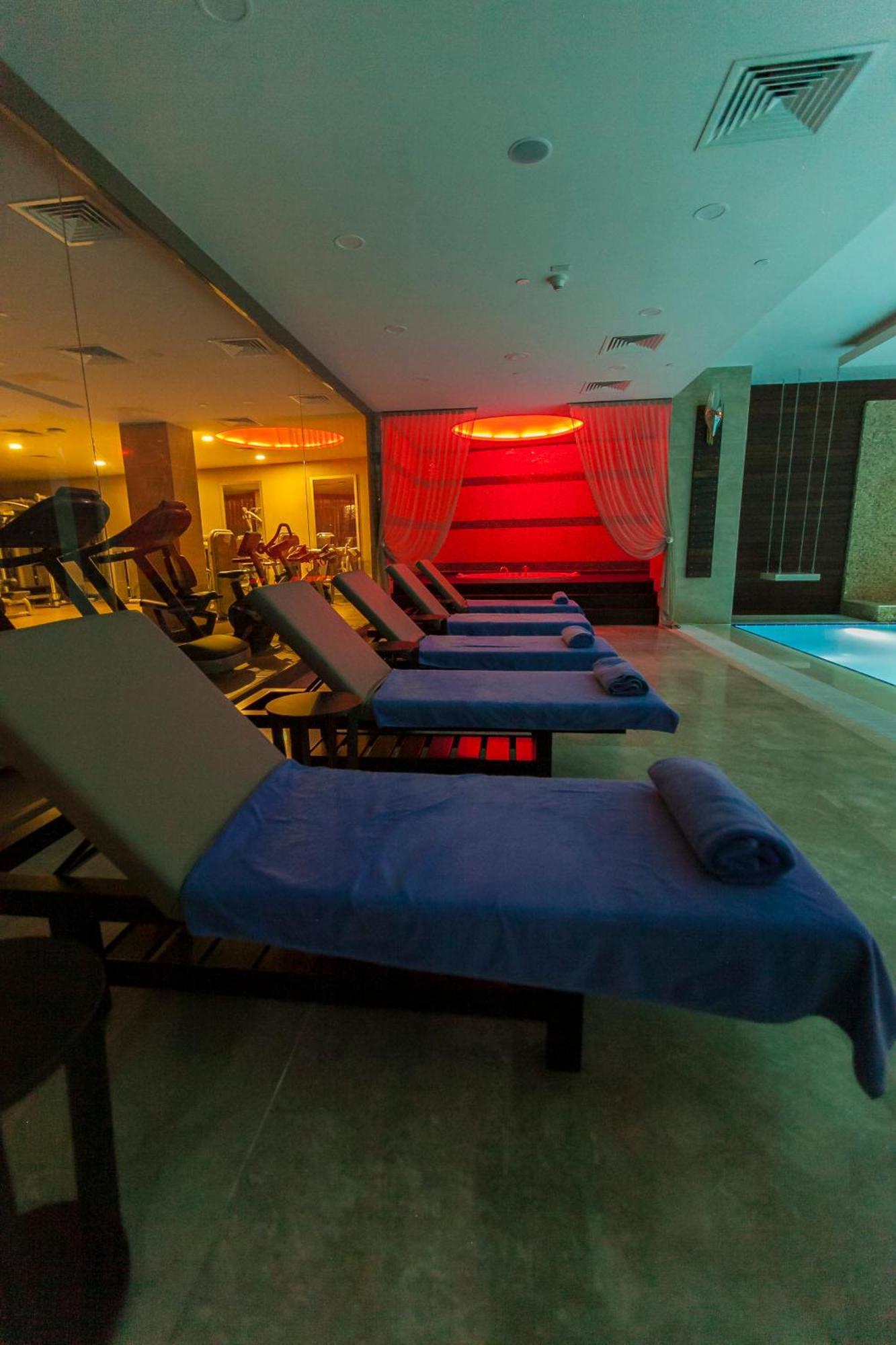 Novotel 5*