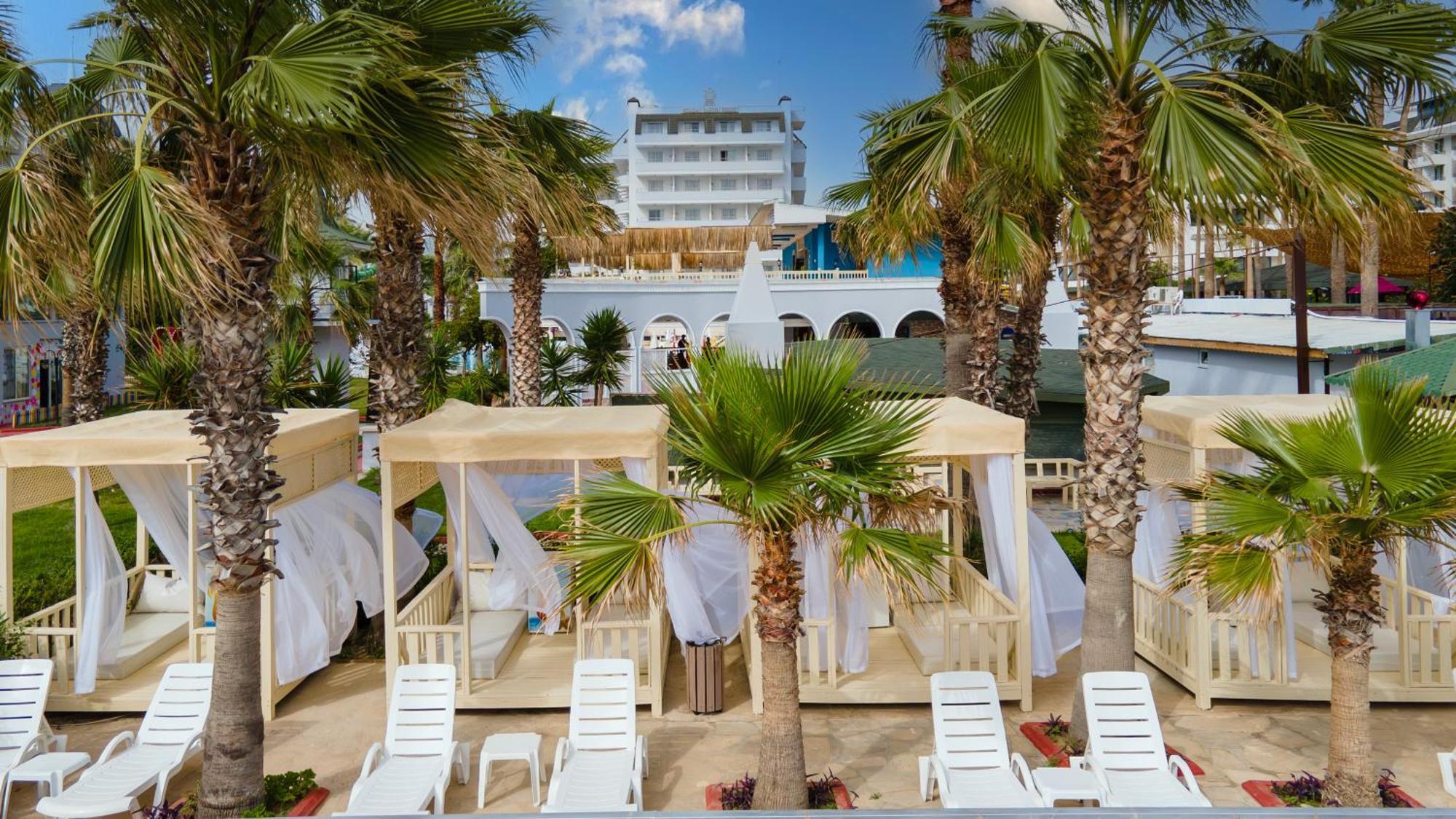 Garden Hotel
