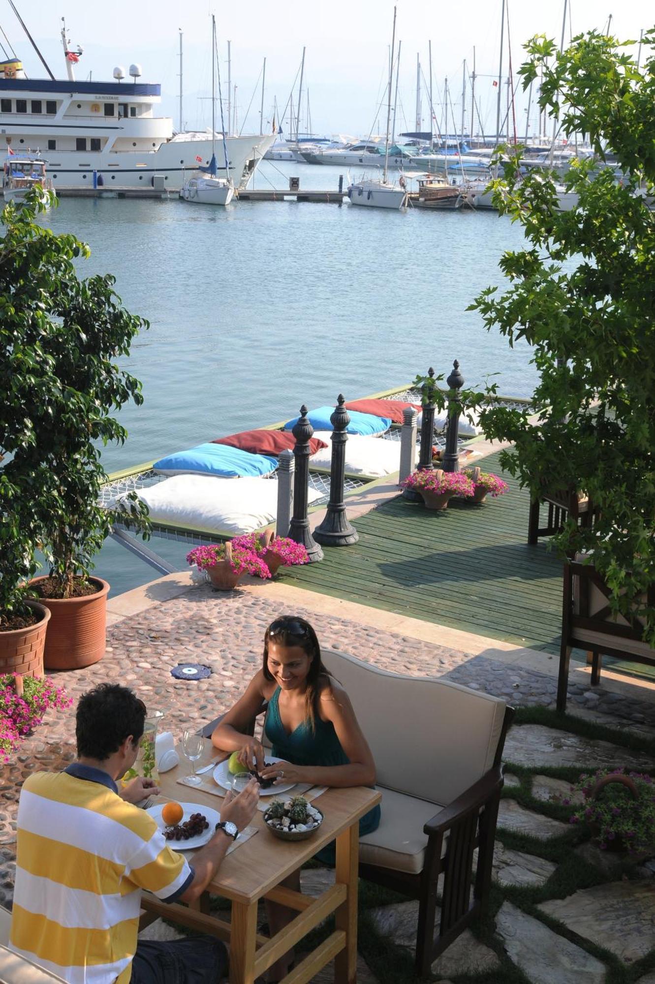 Hotel Ece Saray Marina (adults Only) 4*