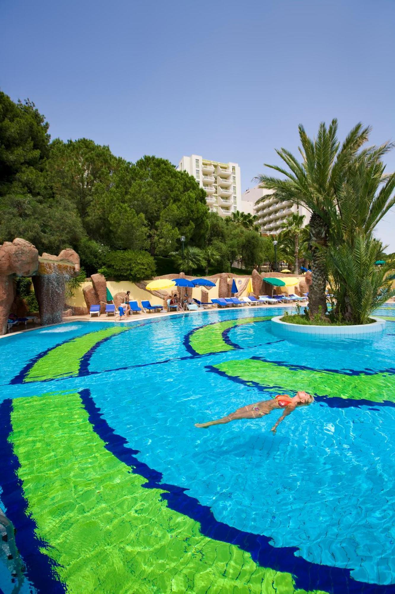 Hotel Fantasia Deluxe 5*