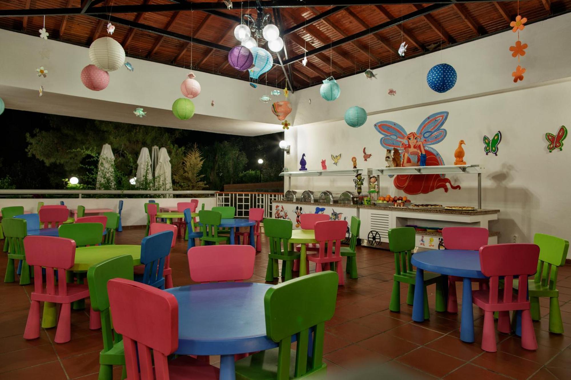 Resort Pine Bay Holiday Kusadasi