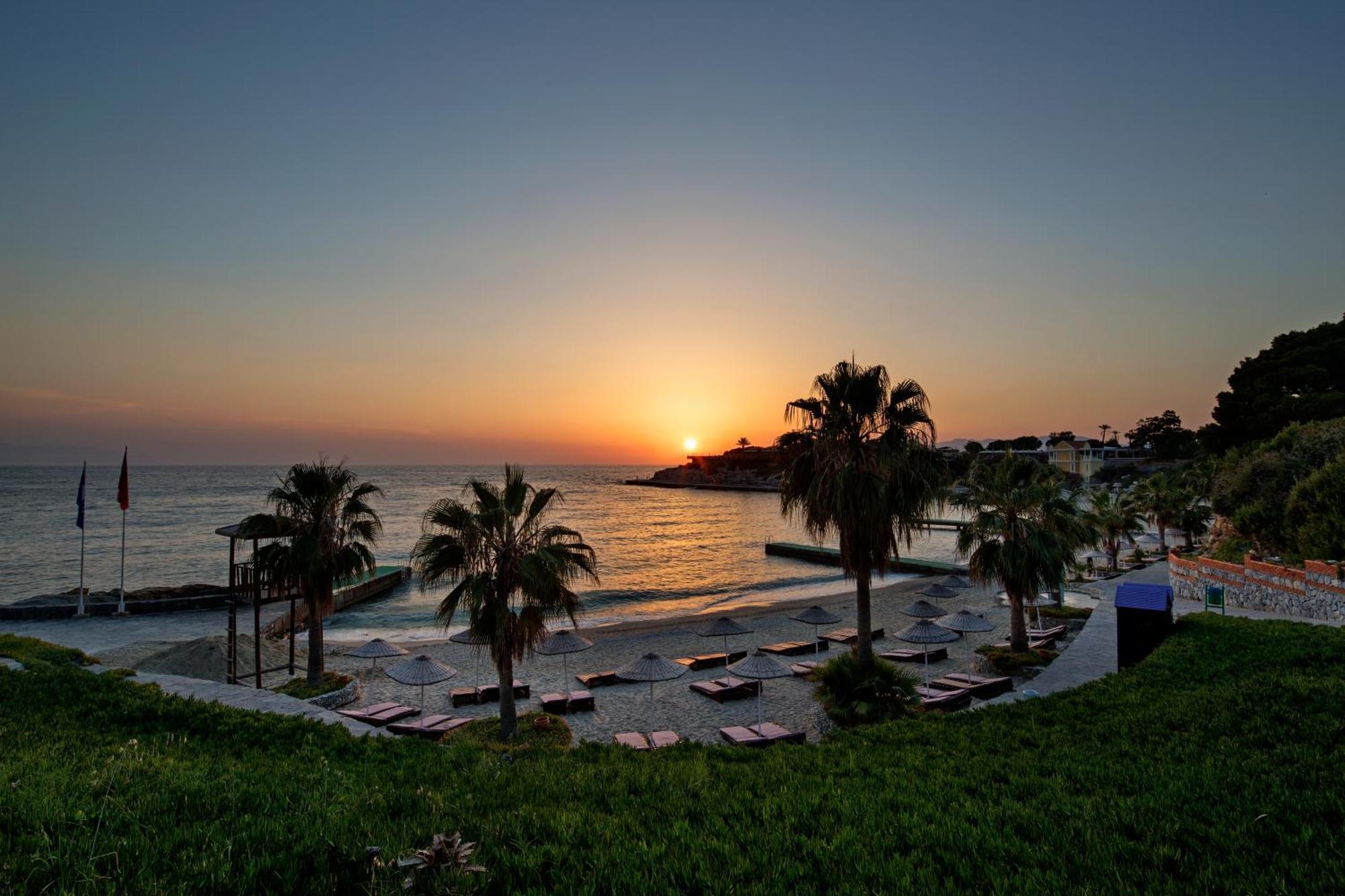 Resort Pine Bay Holiday Kusadasi