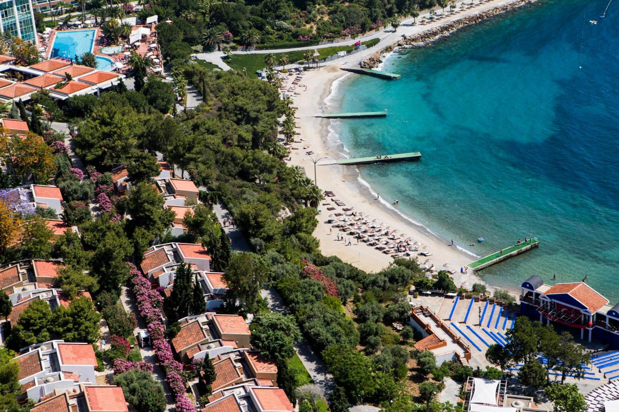 Resort Pine Bay Holiday 5*
