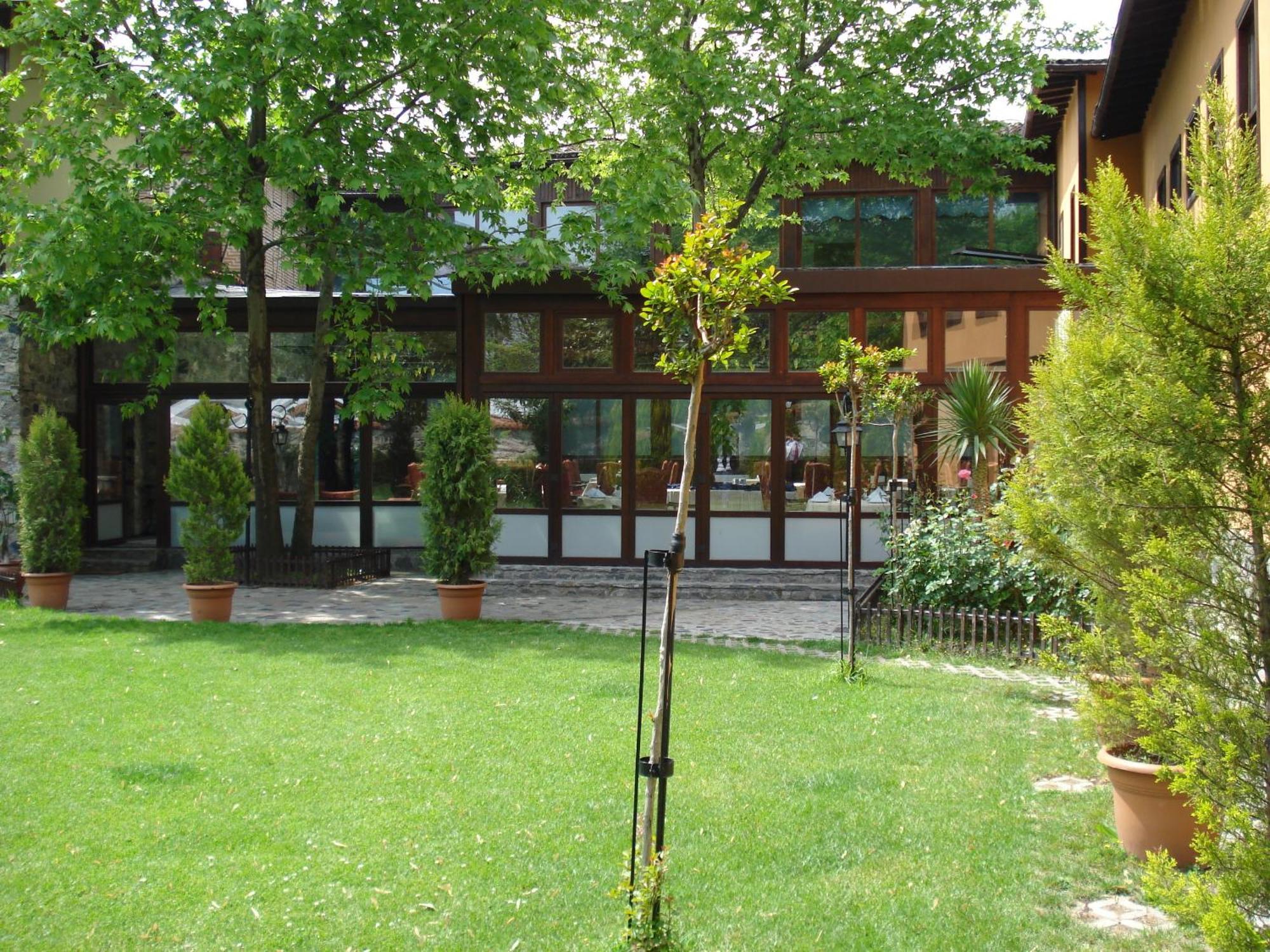 Otantik &