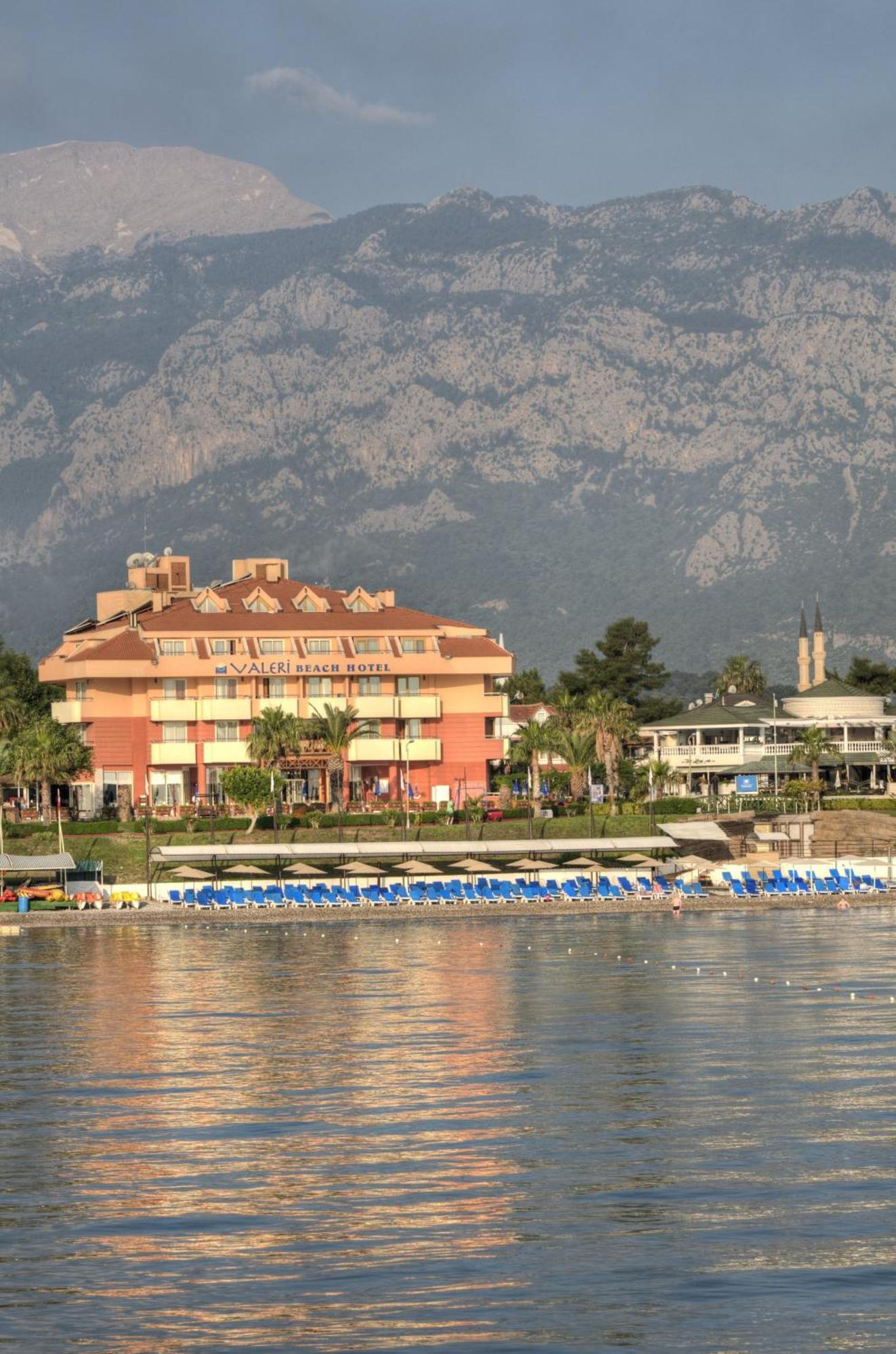 Hotel Valeri 3*