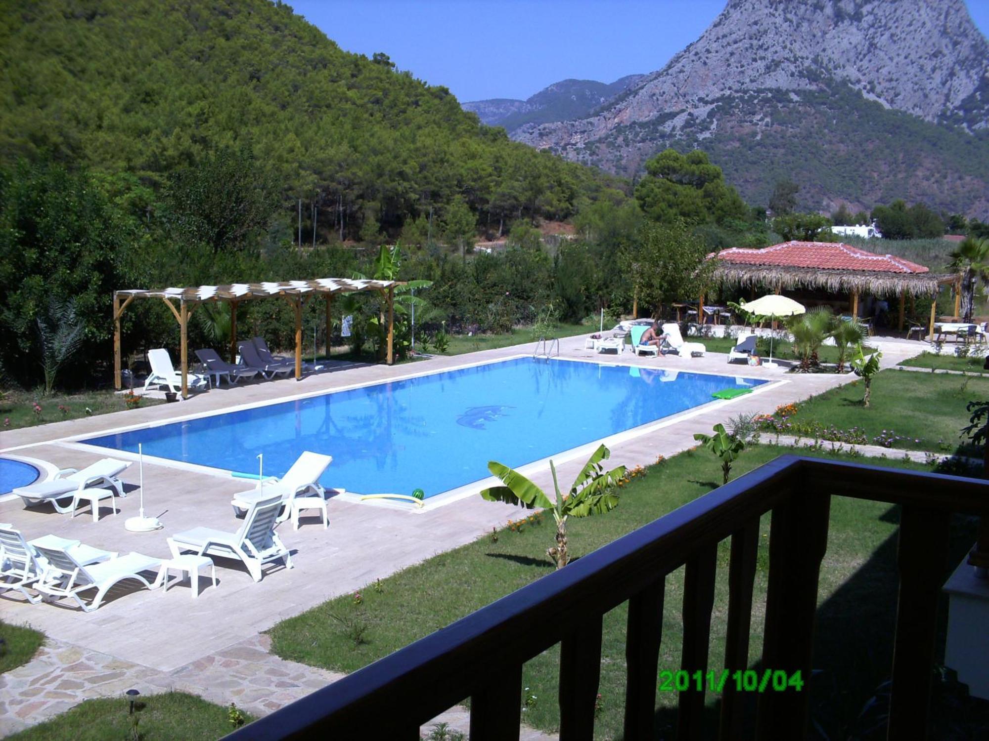Hotel Yonca 3*