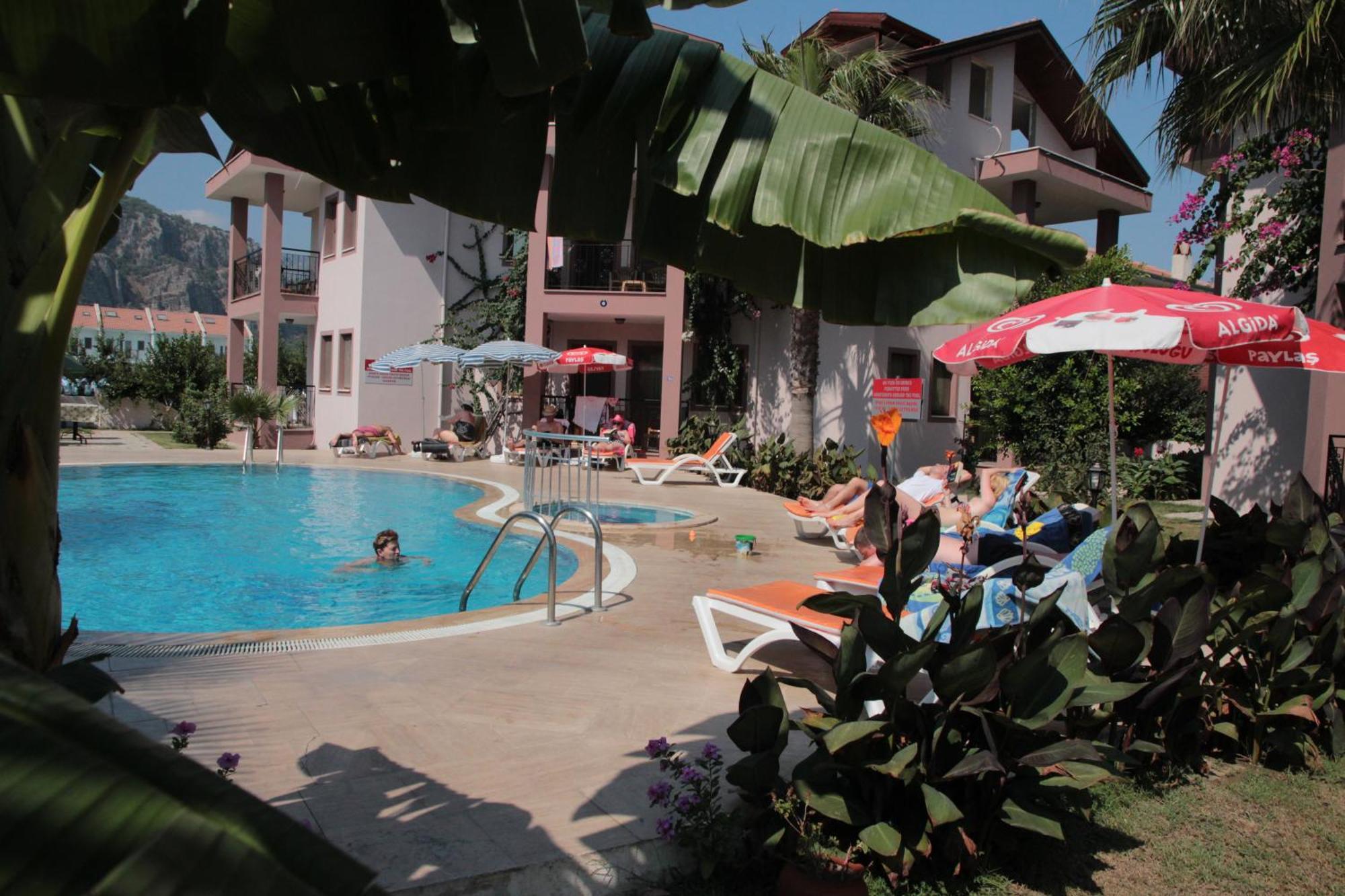 Aparthotel Minta 4*
