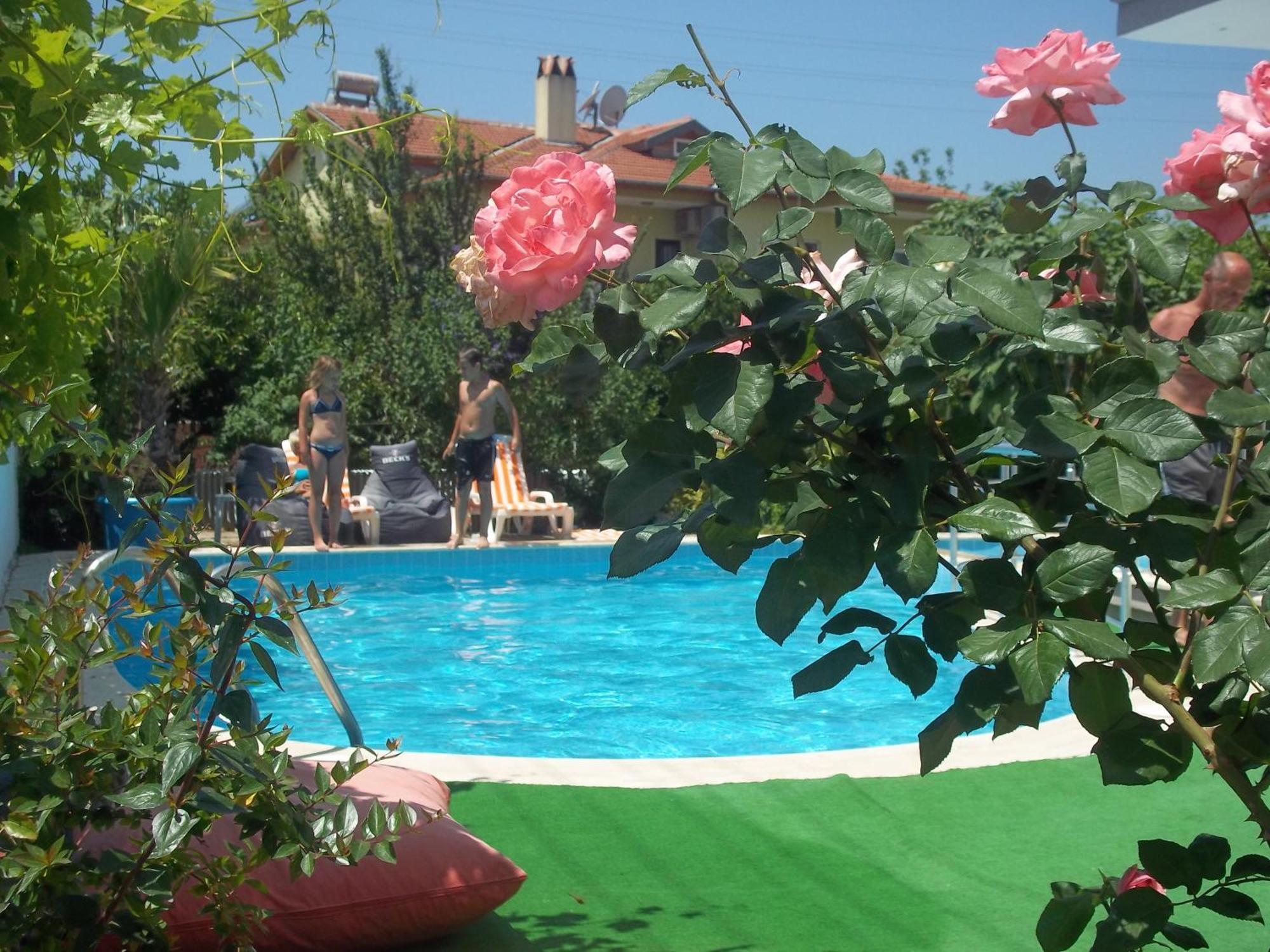 Aparthotel Yakut 3*