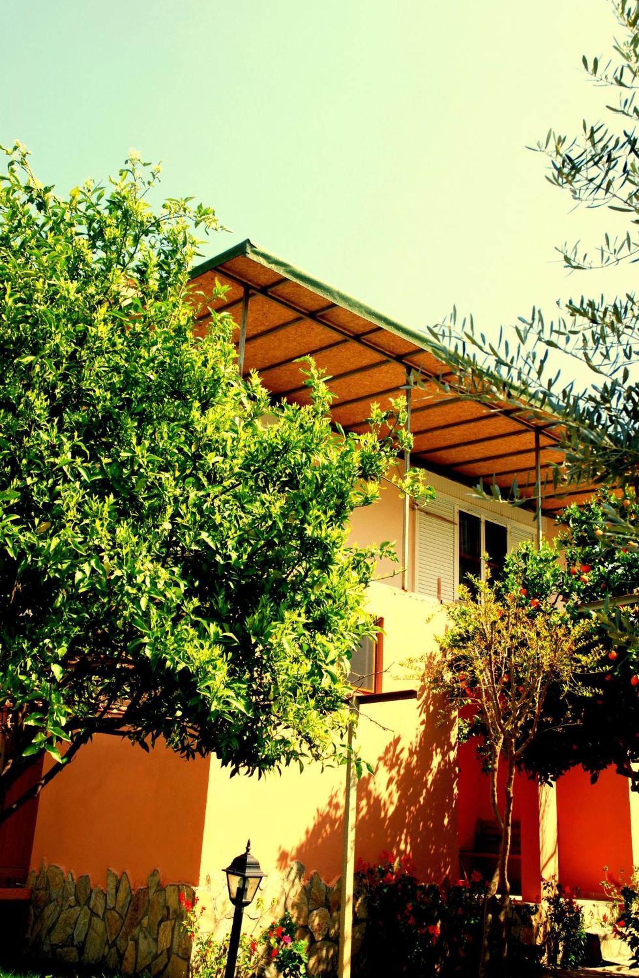 Guest house Sera Cirali