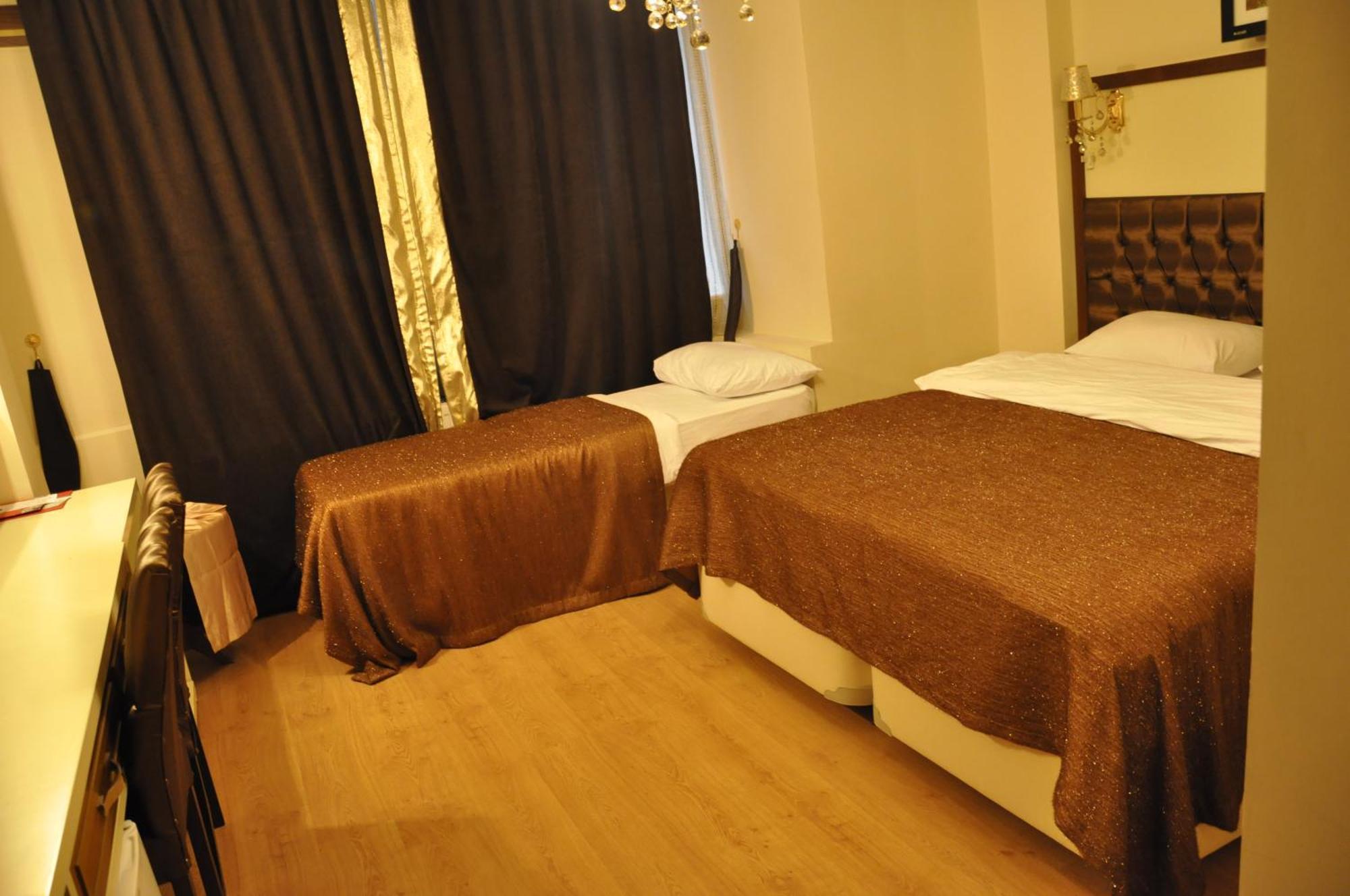 Hotel Gloria Tibi 3*