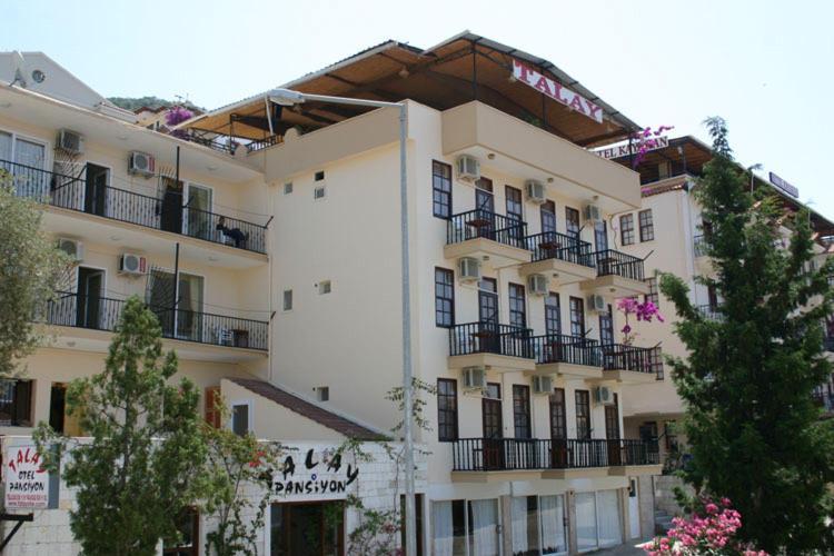 Hotel Talay *