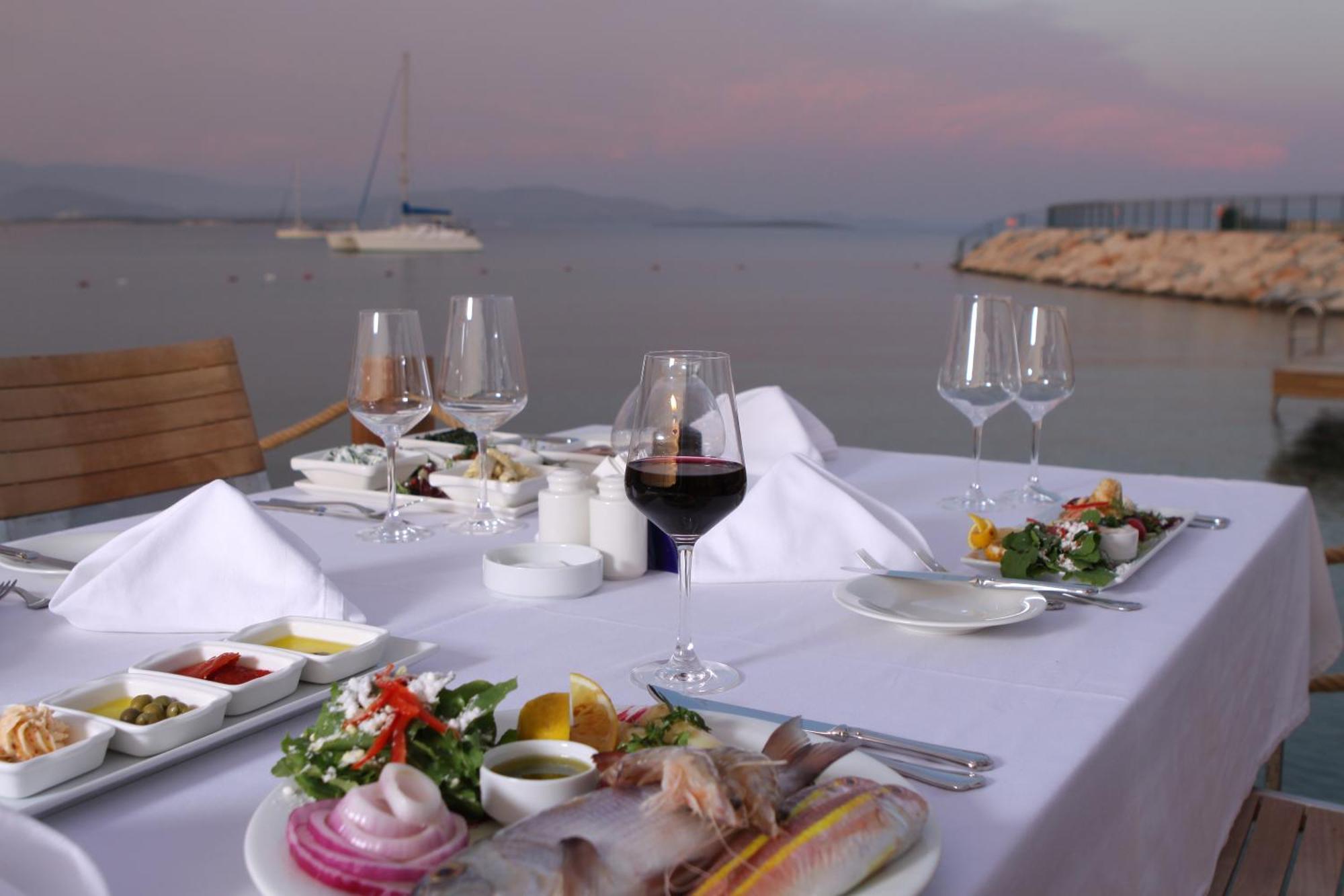 Hotel Yacht Club