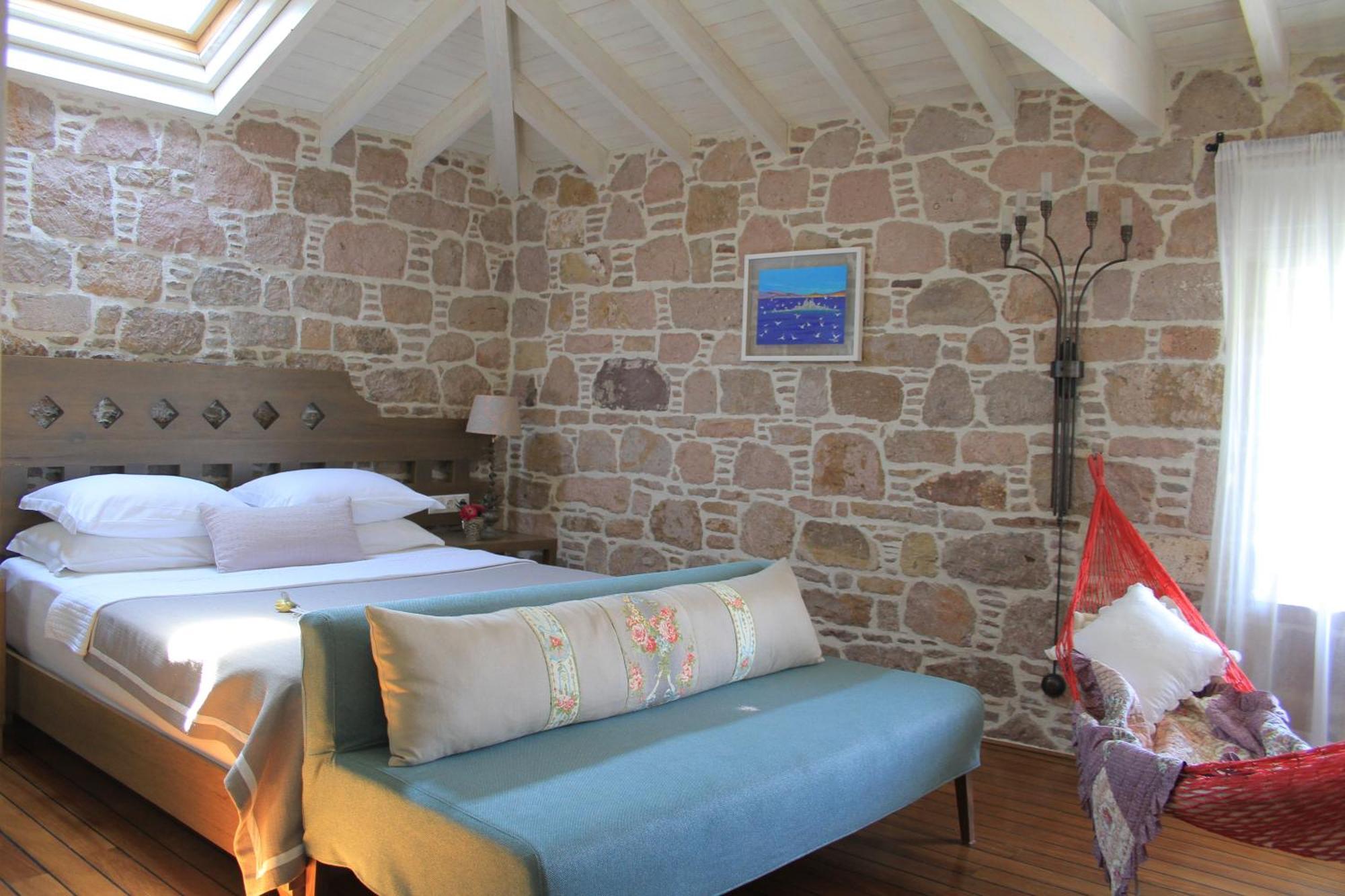 Cunda Lena Ayvalik