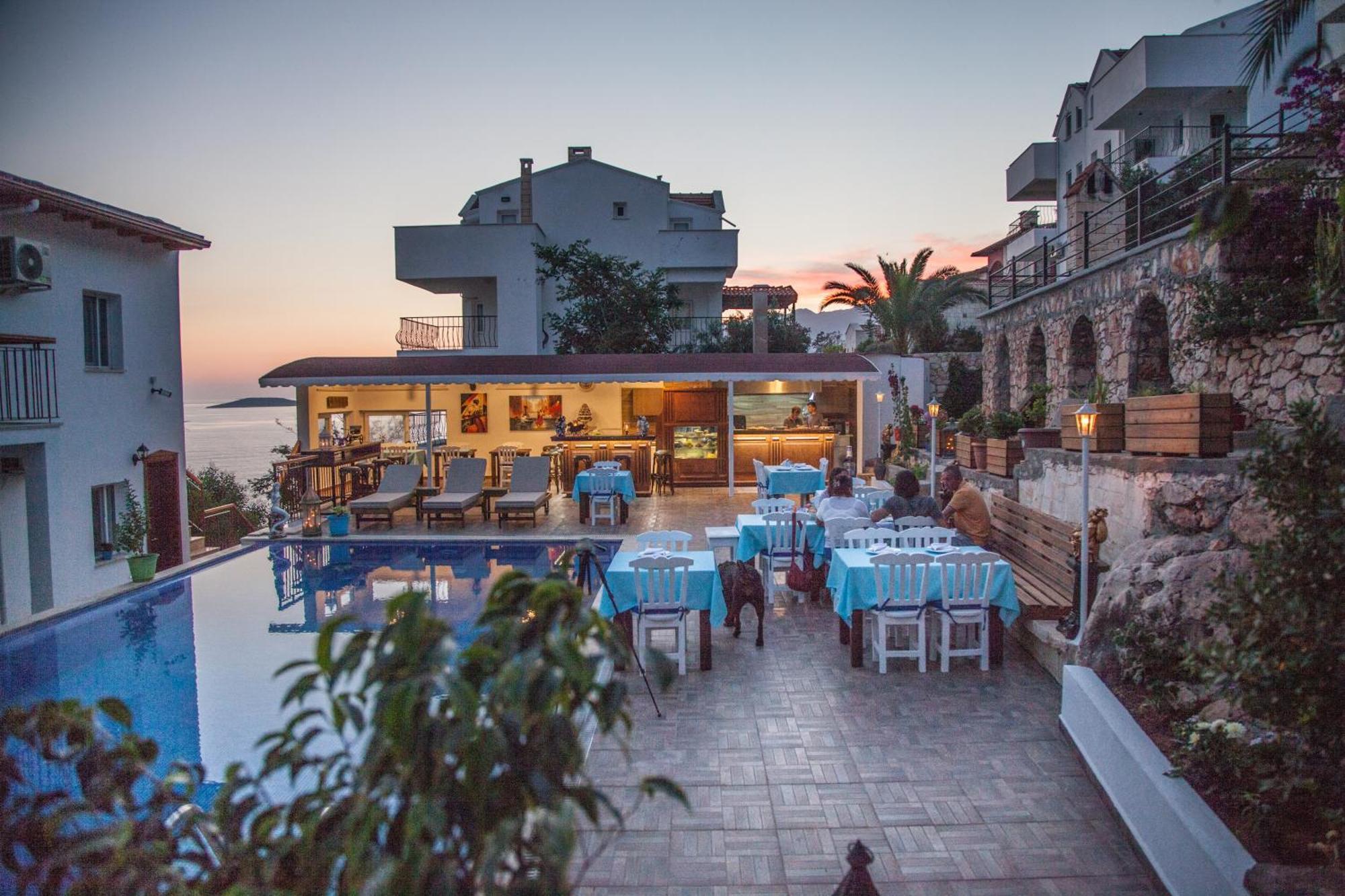 Hotel Sunset