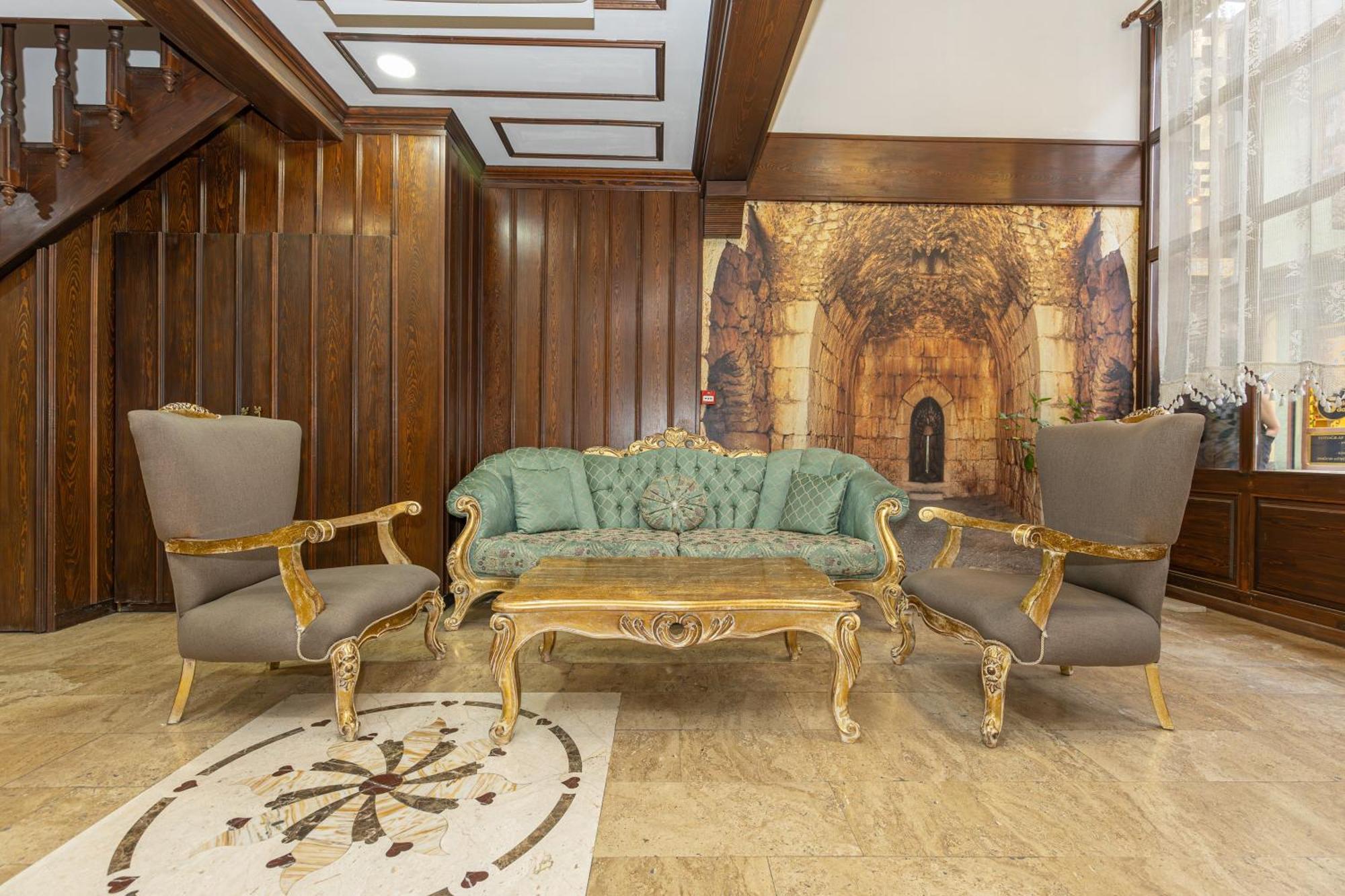 Hotel Grand Family 3*