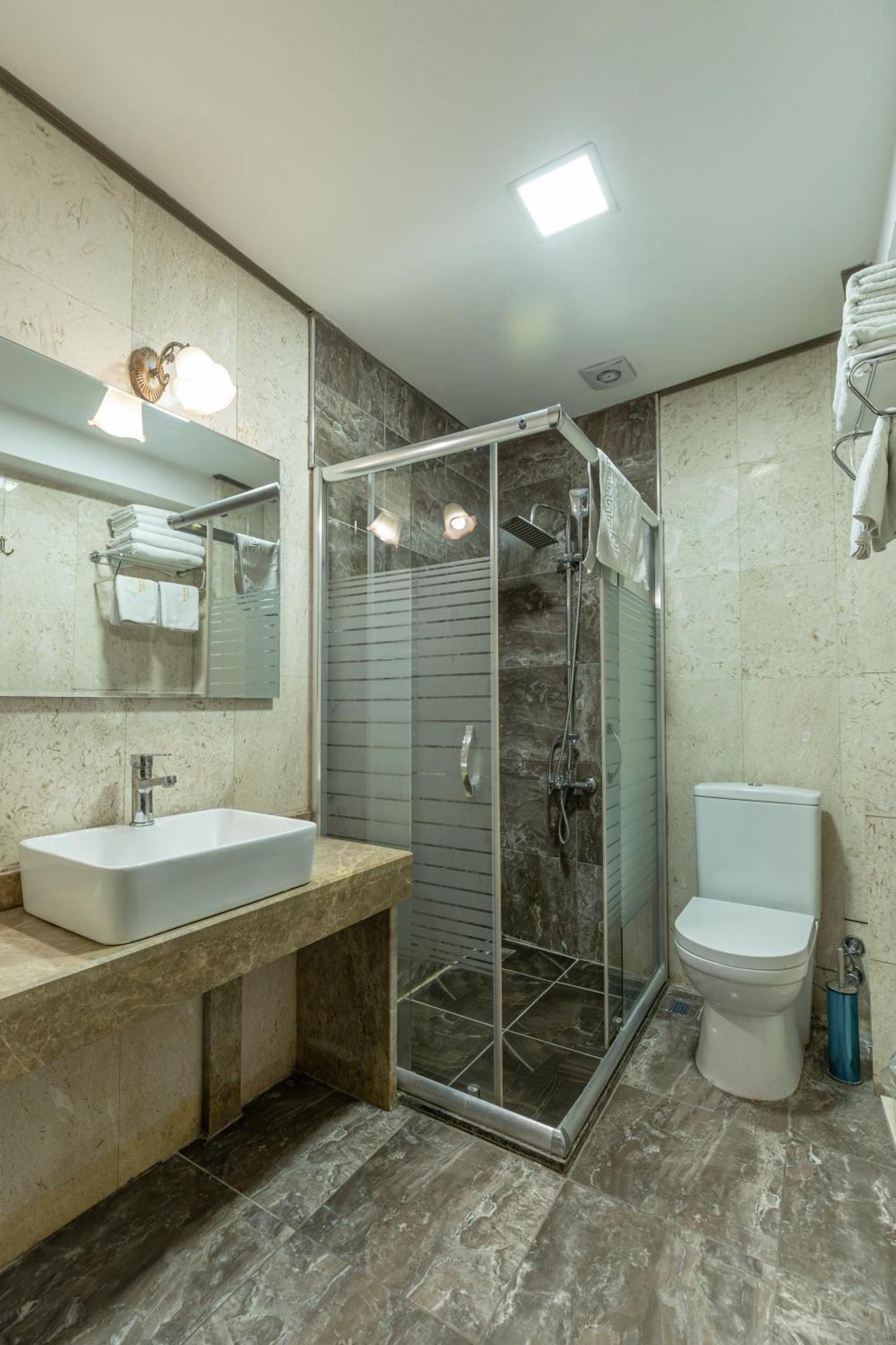 Hotel Grand Family 3*