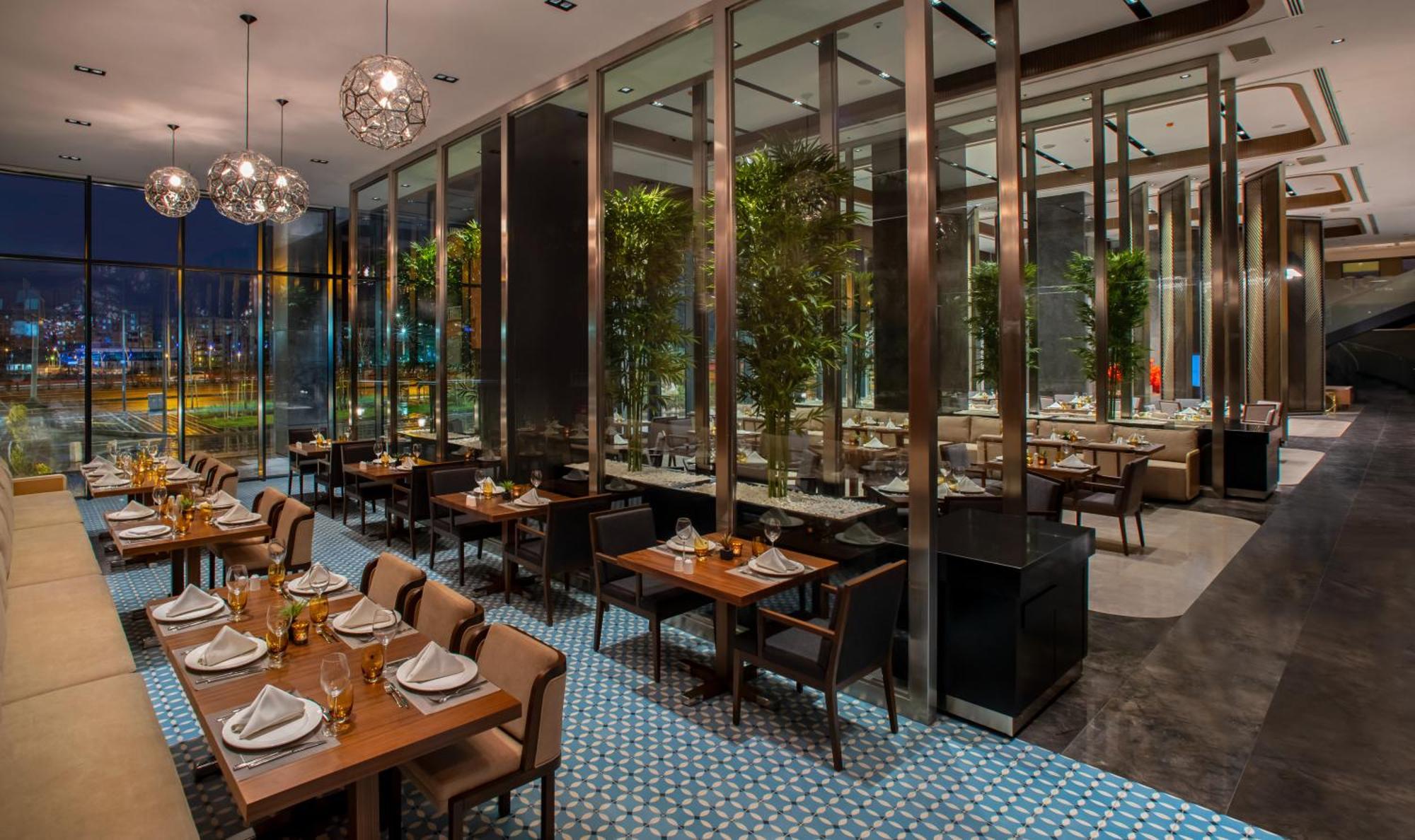 Hotel Movenpick 5*