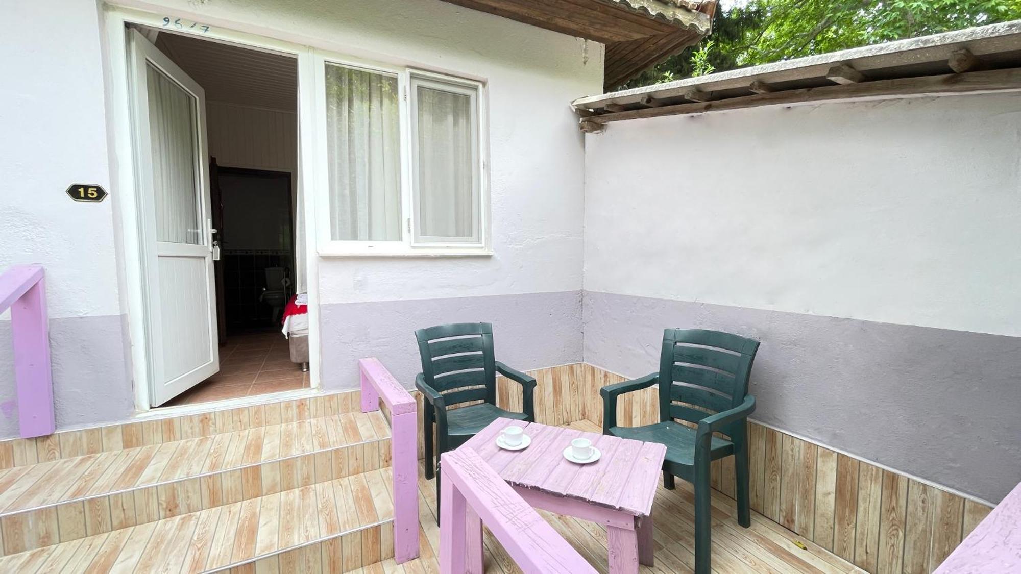 Homestay Garden Cirali