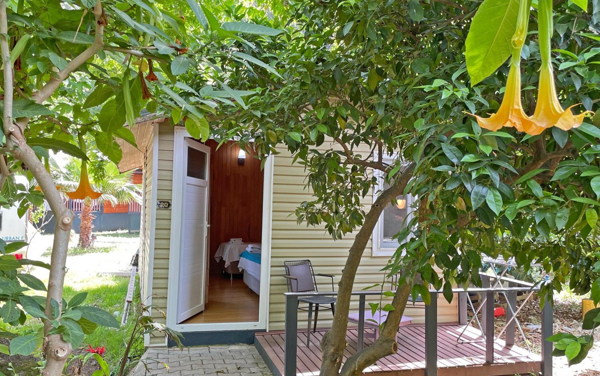 Homestay Garden Cirali