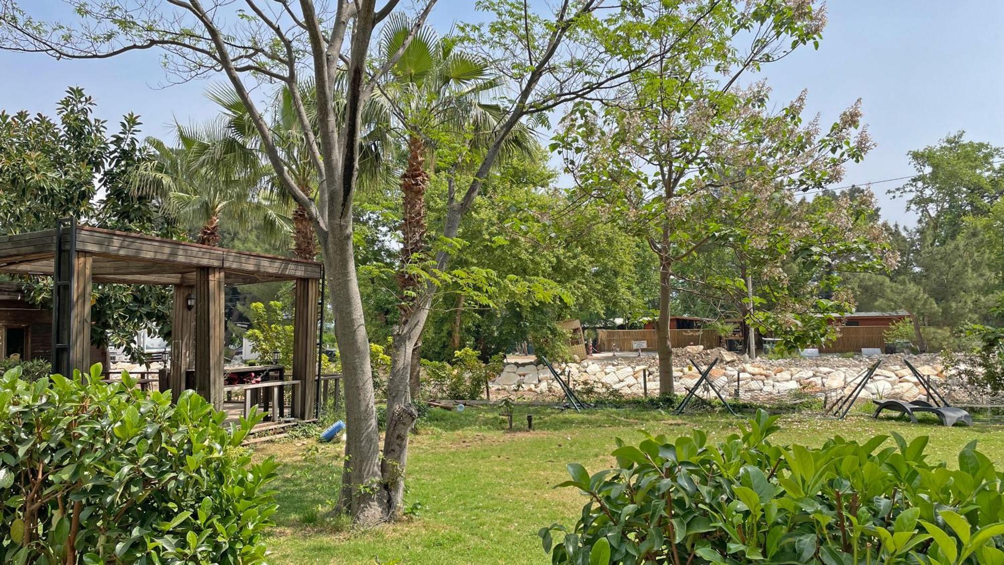 Homestay Garden Cirali