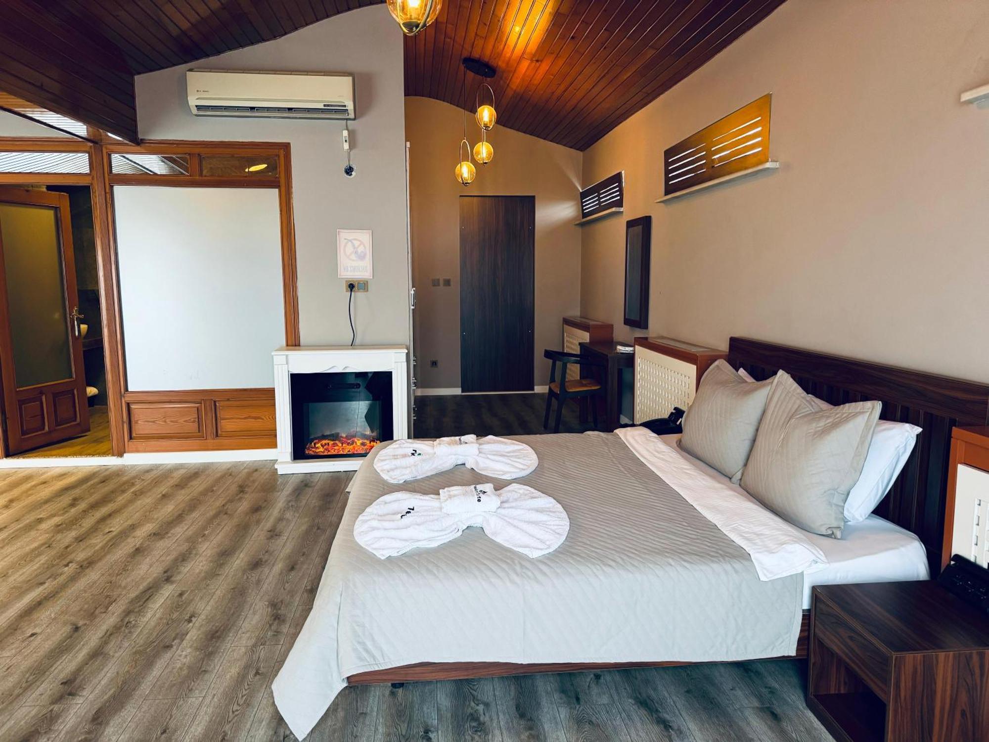 Hotel Treekos Istanbul Airport 4*