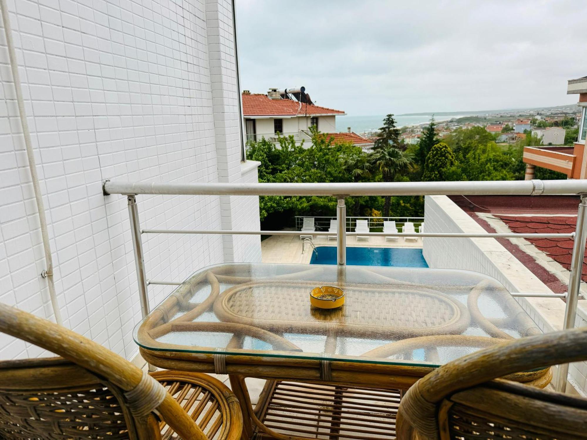 Hotel Treekos Istanbul Airport 4*