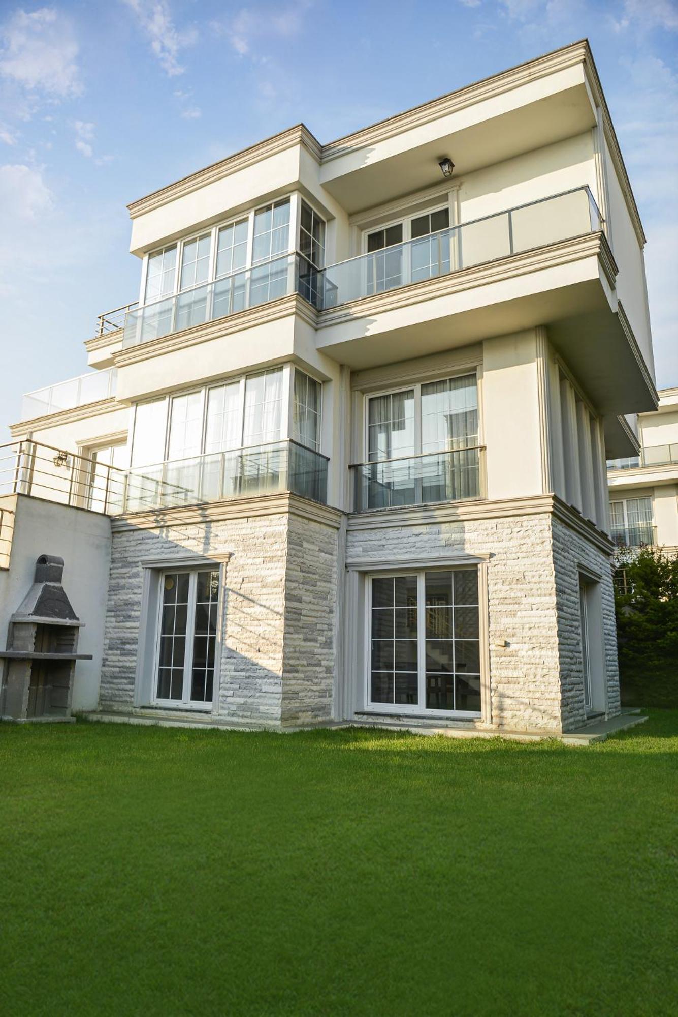 Nora Marmara Luxury In Istanbul