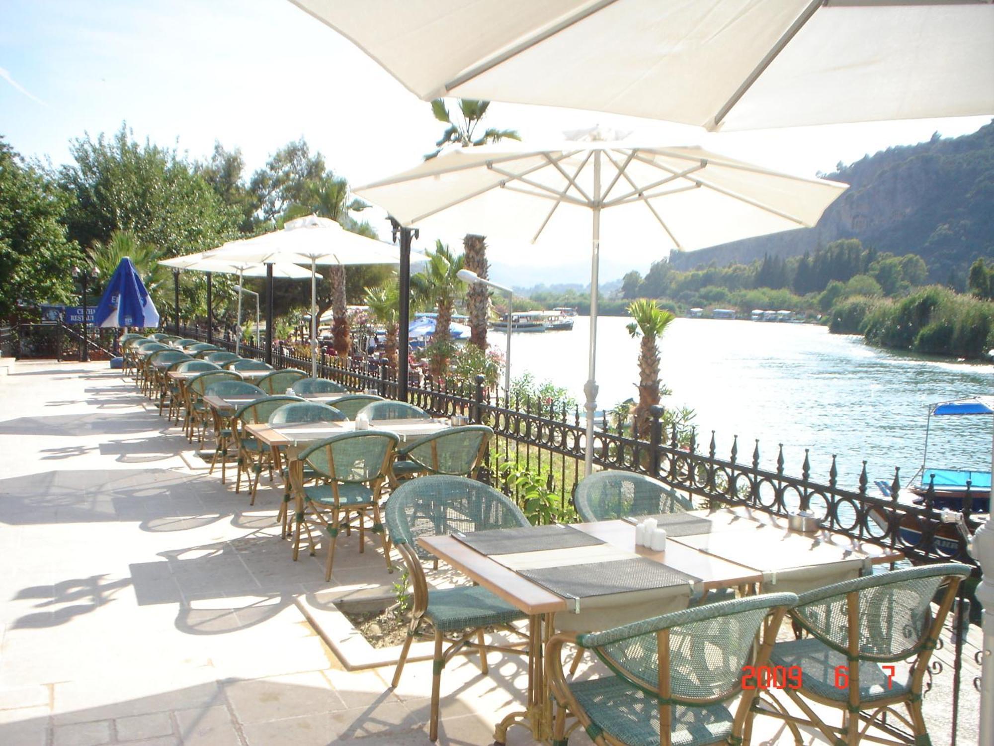 Tezcan Hotel 3*