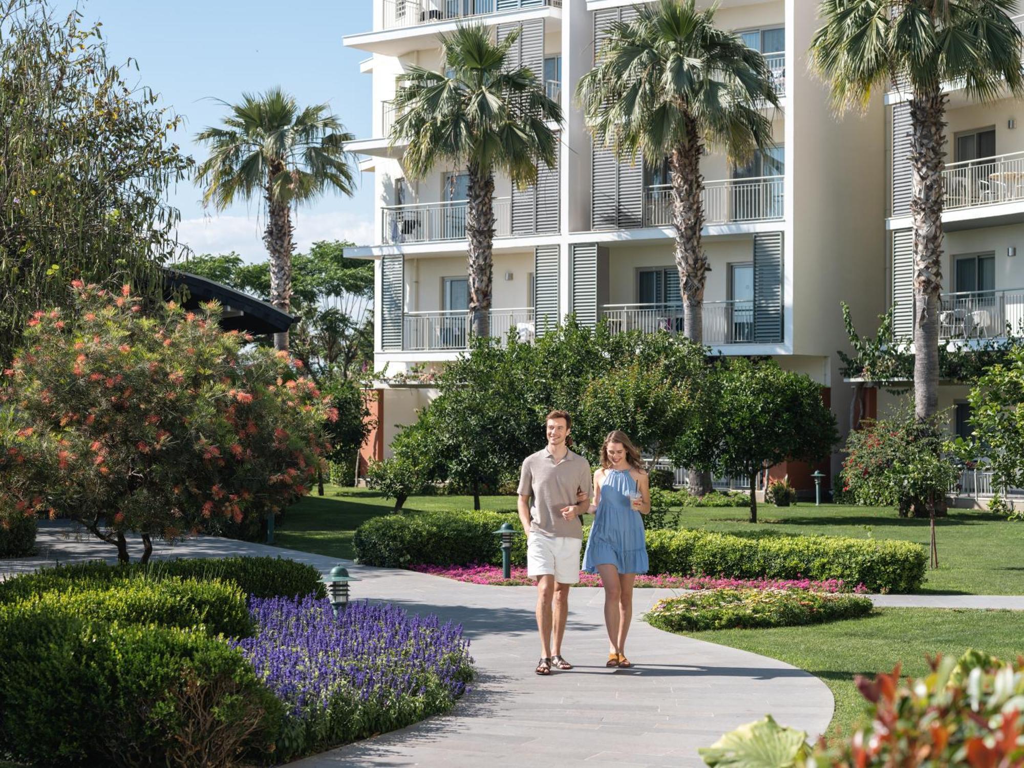 Barut Goia Side