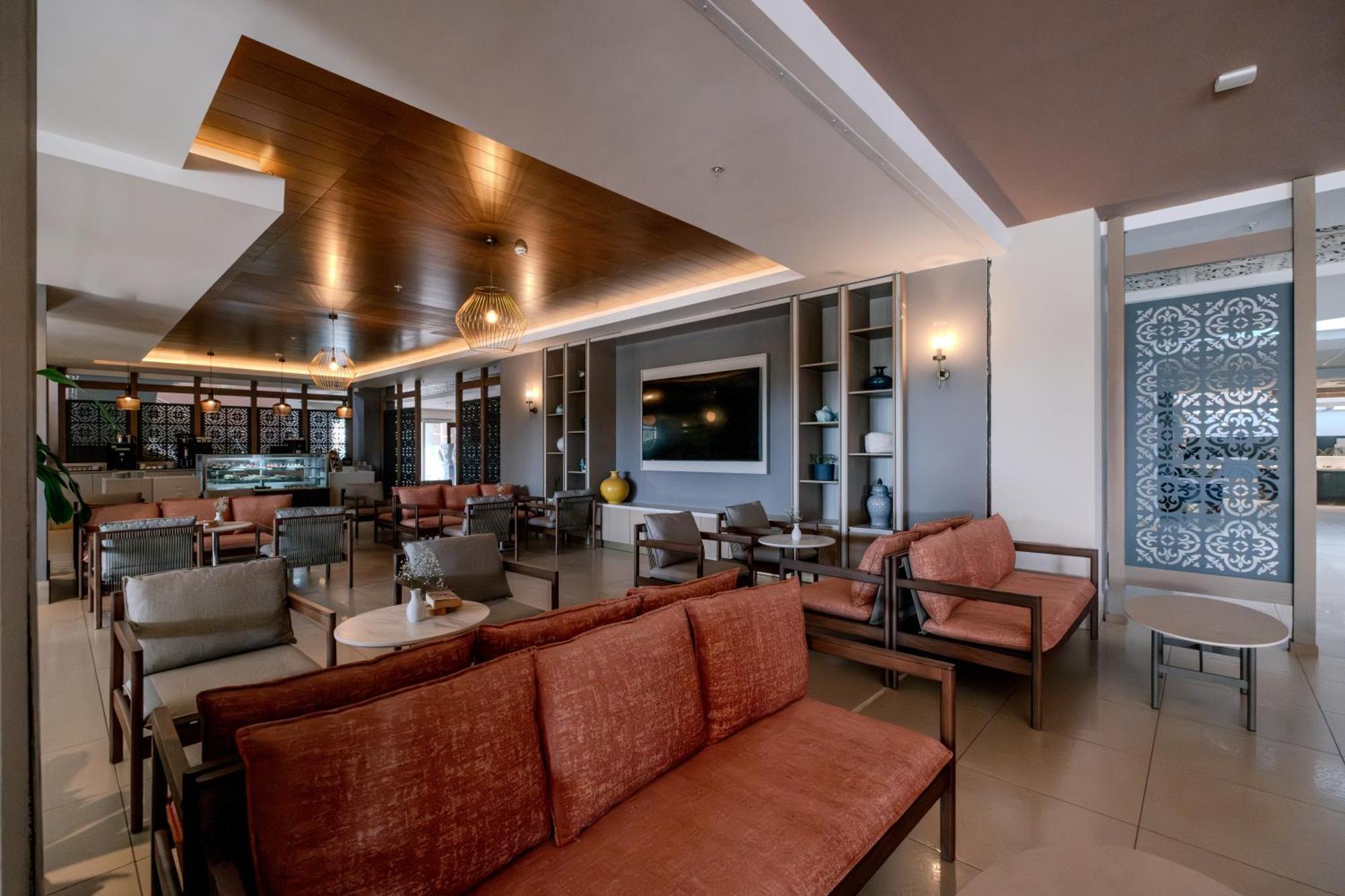 Barut Goia 5* Side