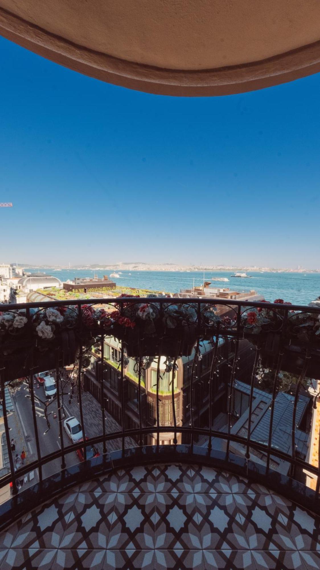 De Reve Galata-special Class 4*