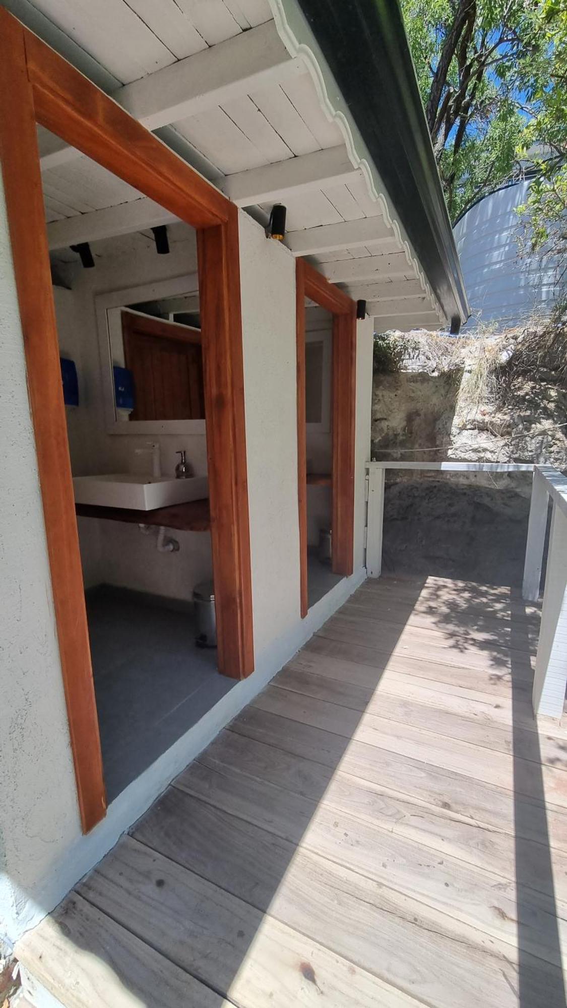 Lemon Garden Boutique Hotel *