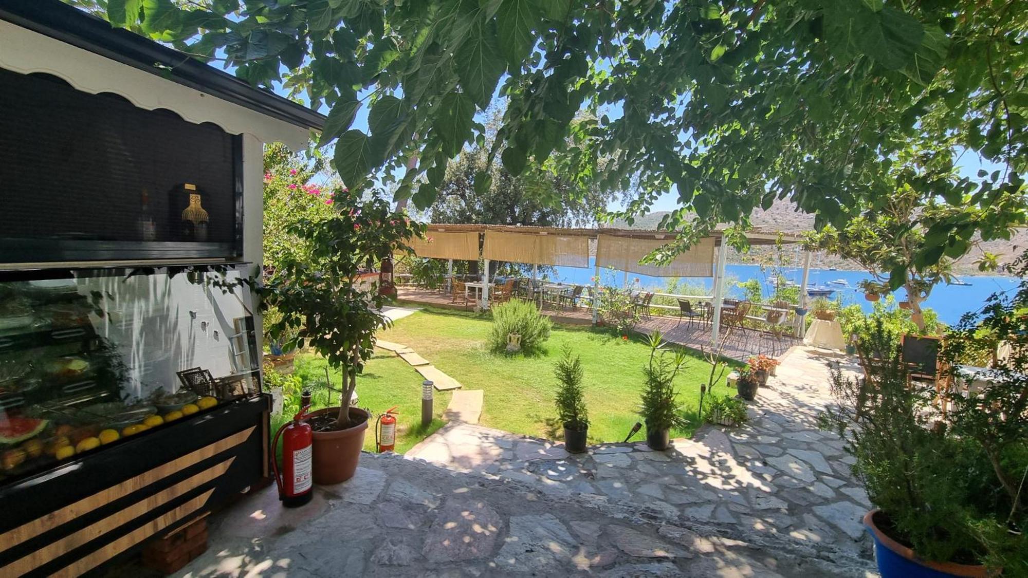 Lemon Garden Boutique Hotel