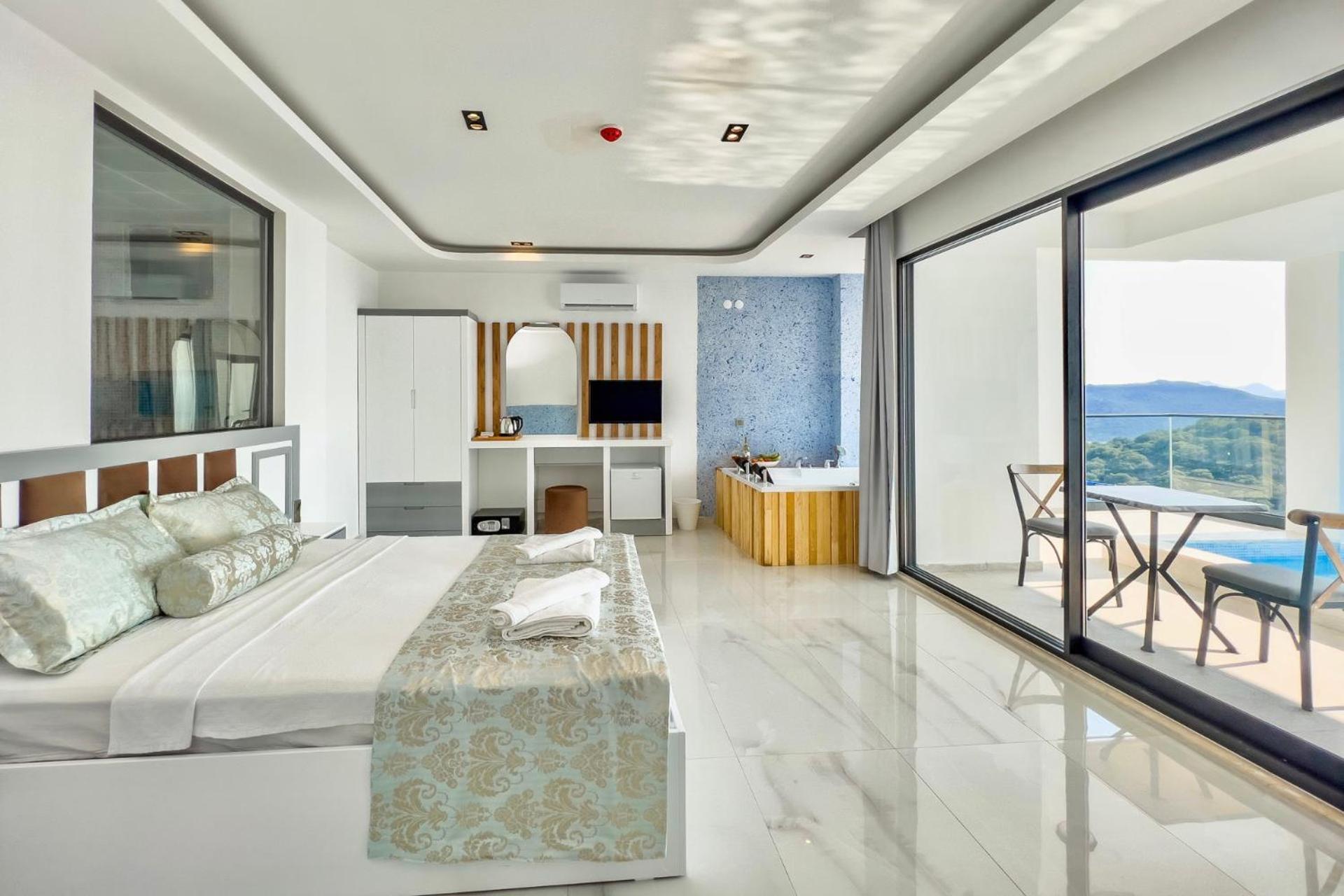 Hotel Stonehillkas 3*