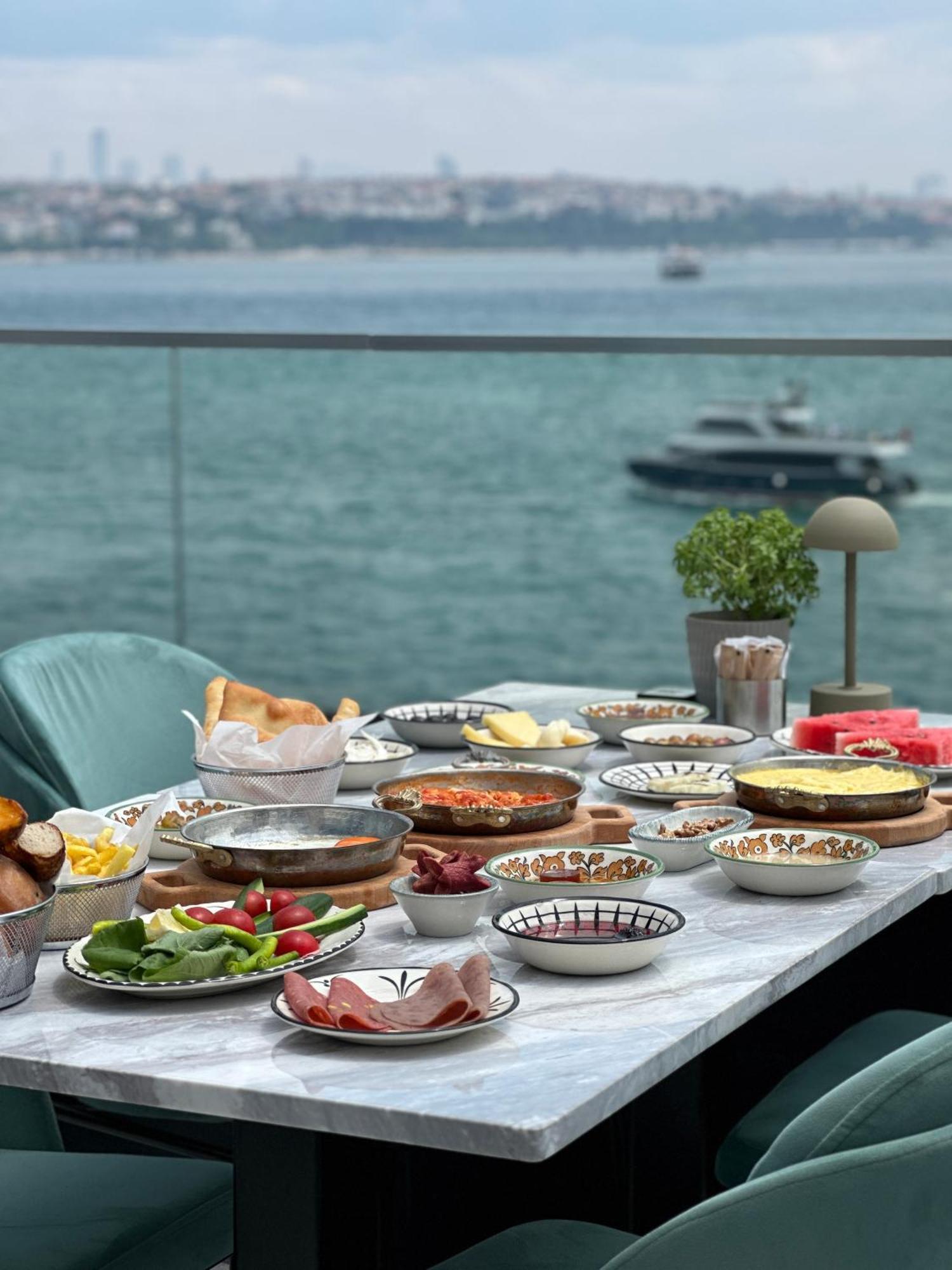Pera Bosphorus 4*