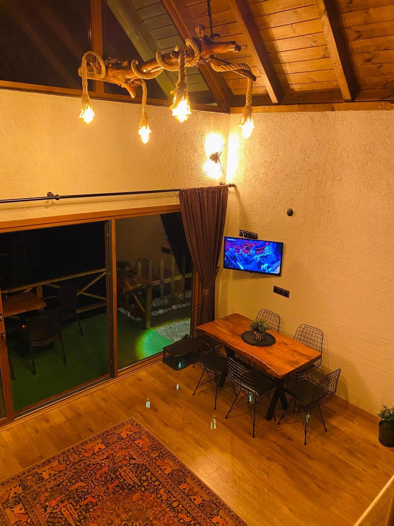 Lavinya Aparthotel