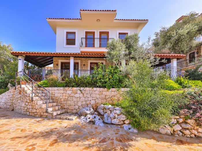 Sarpedon Villa