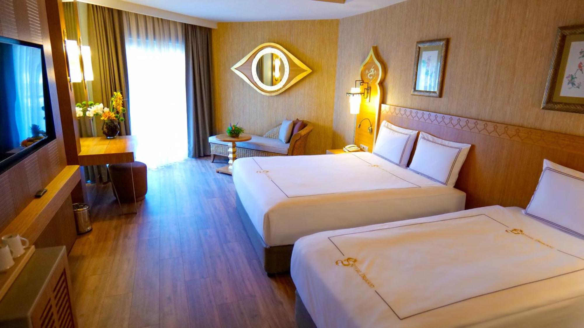Royal Dragon Resort Side