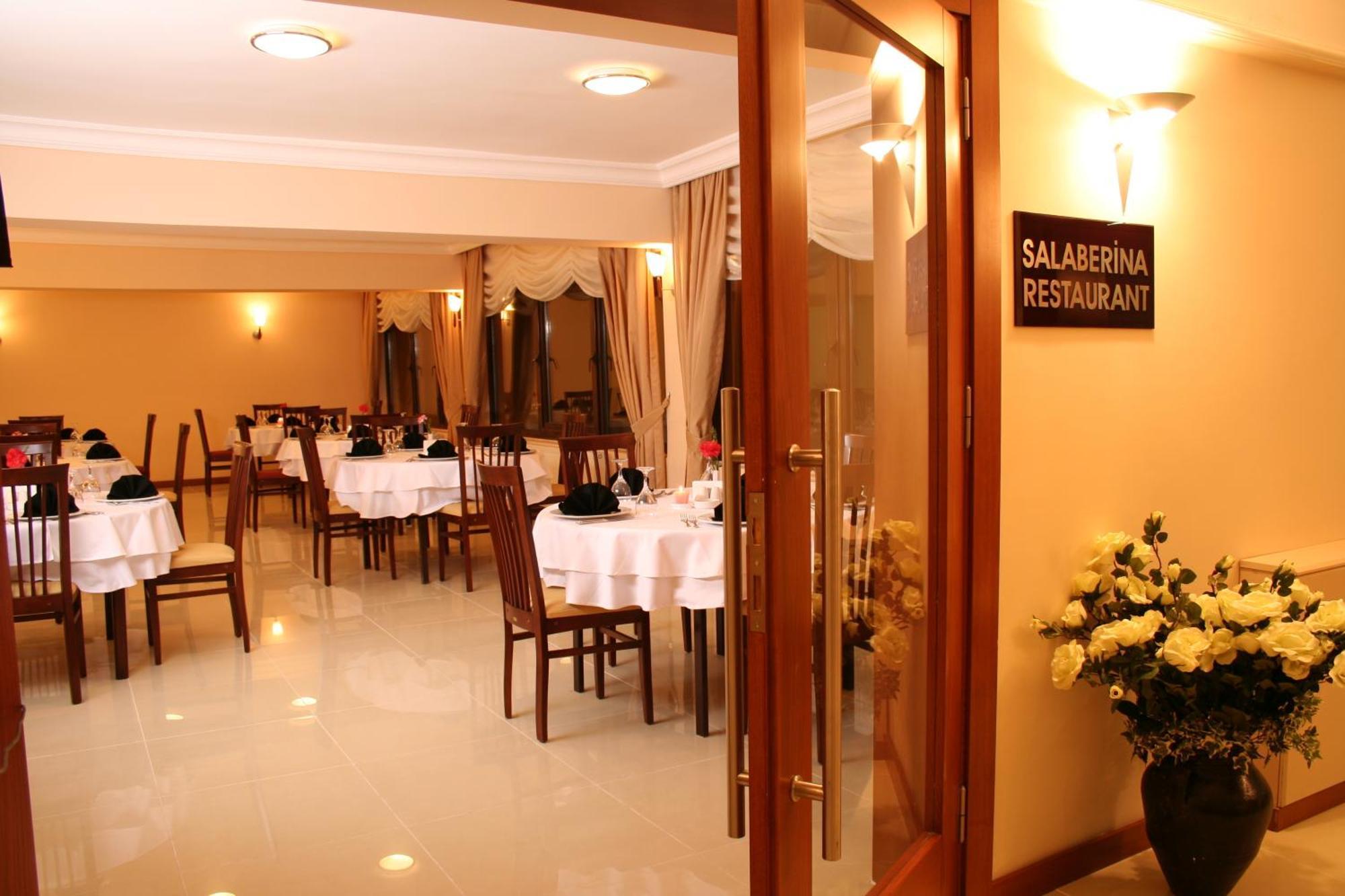 Hotel Crystal & 5*
