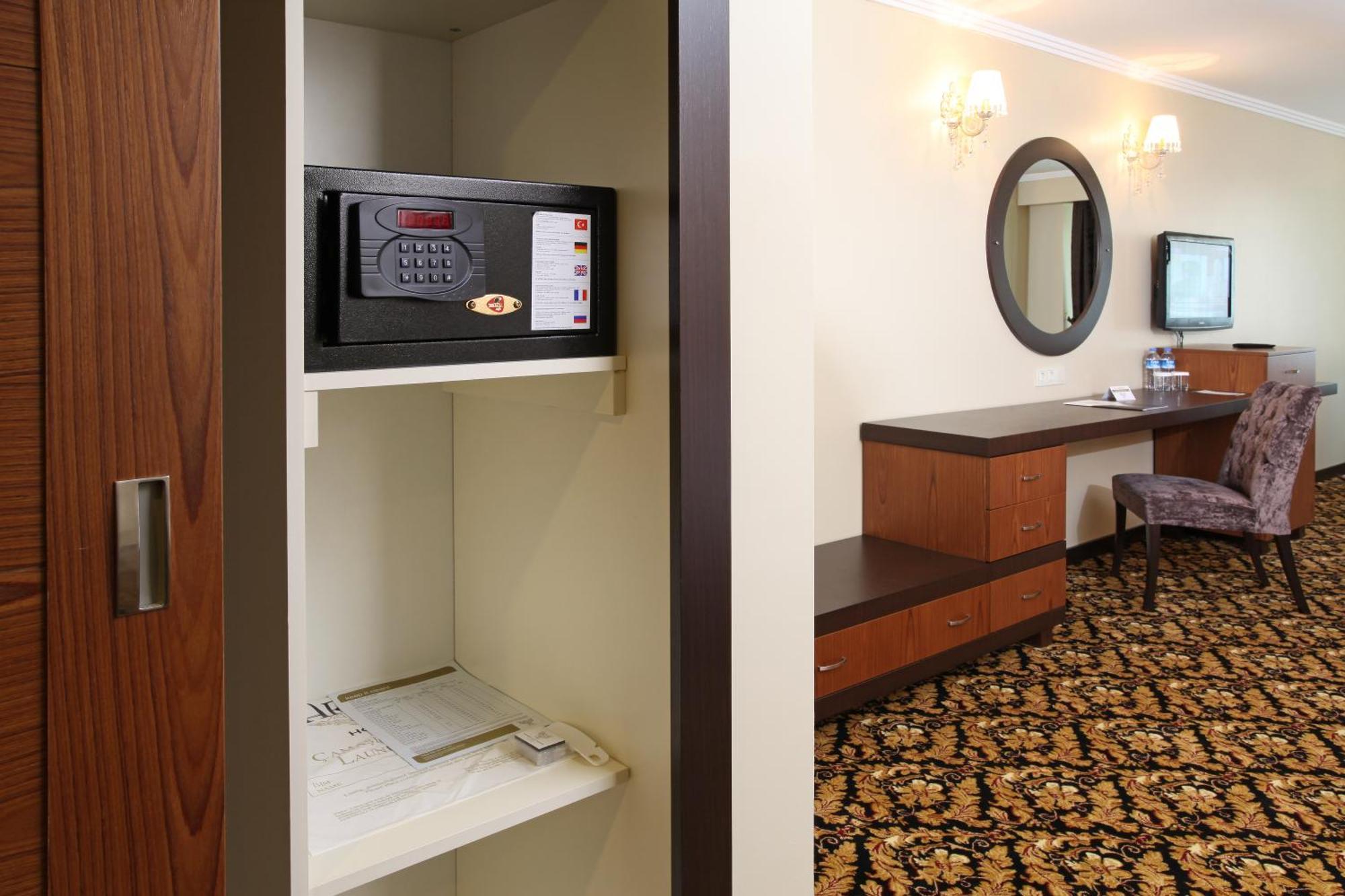 Arya Sakarya Hotel 3*