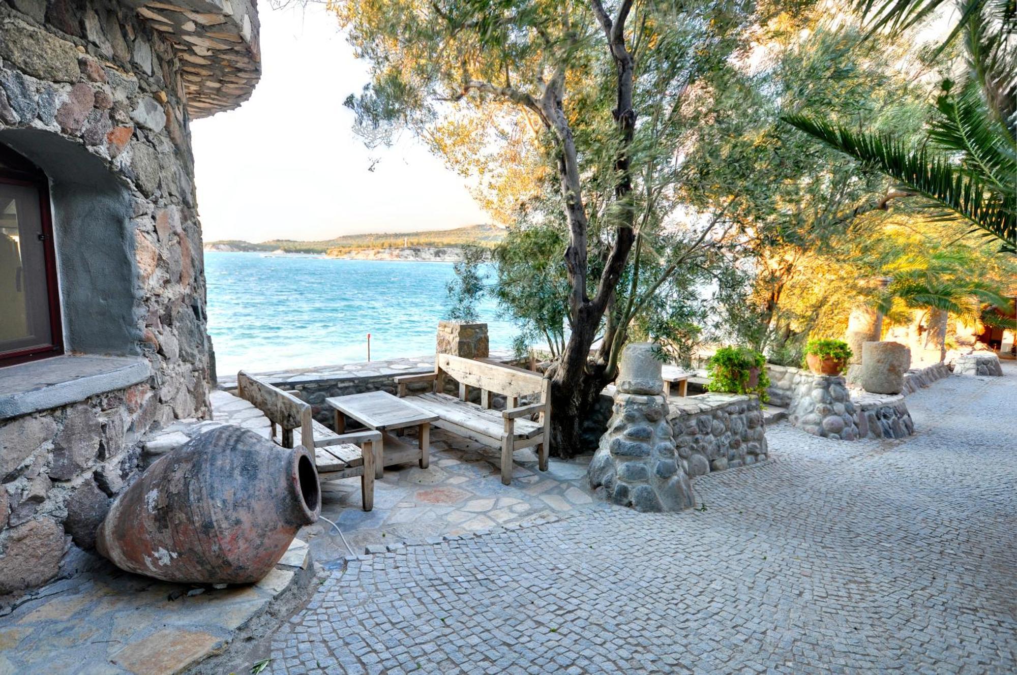 Oliviera Private Island - Kalem Island
